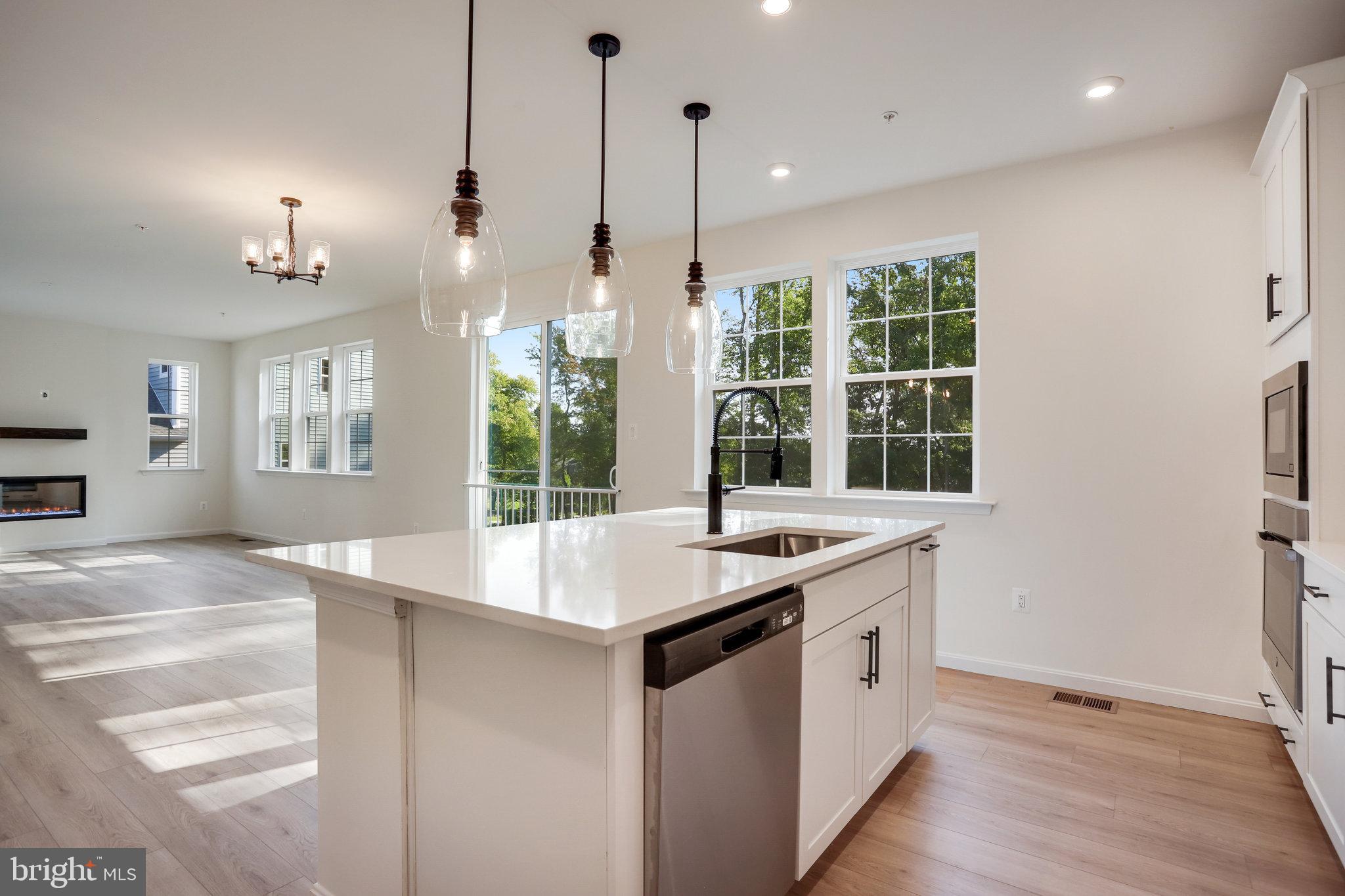 VINCENT ESTATES - Residential