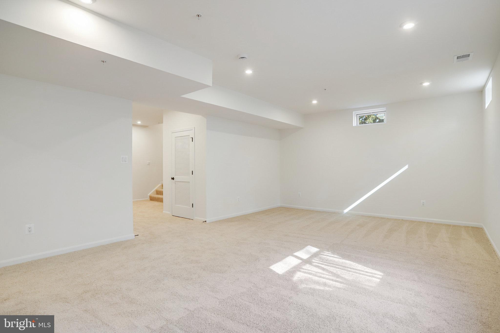 VINCENT ESTATES - Residential