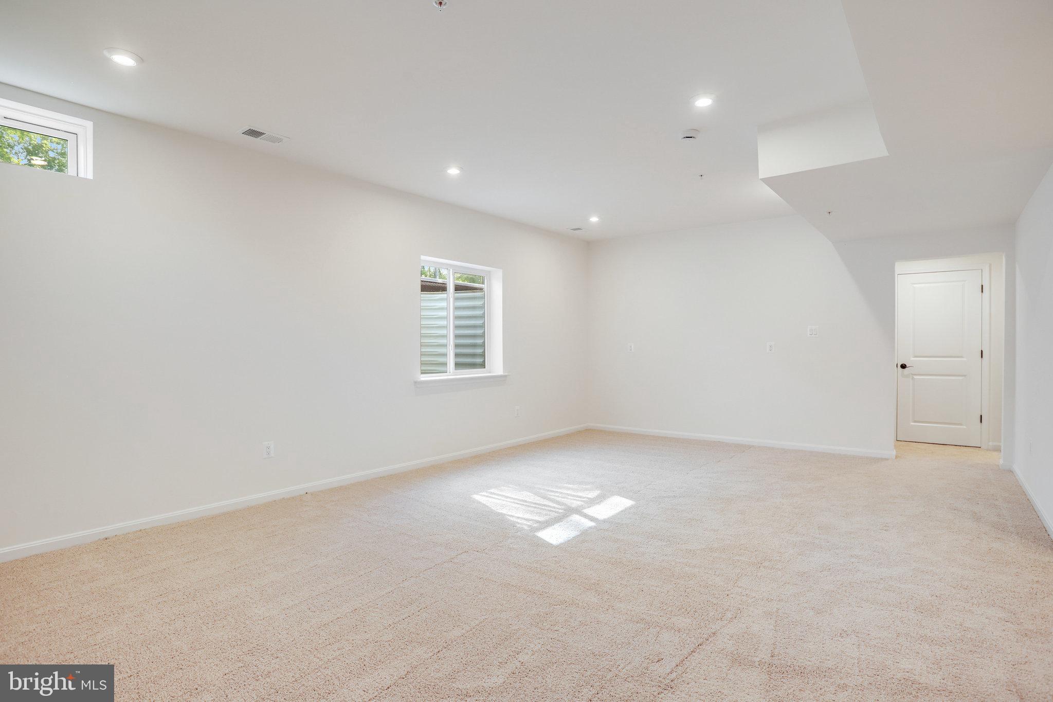 VINCENT ESTATES - Residential