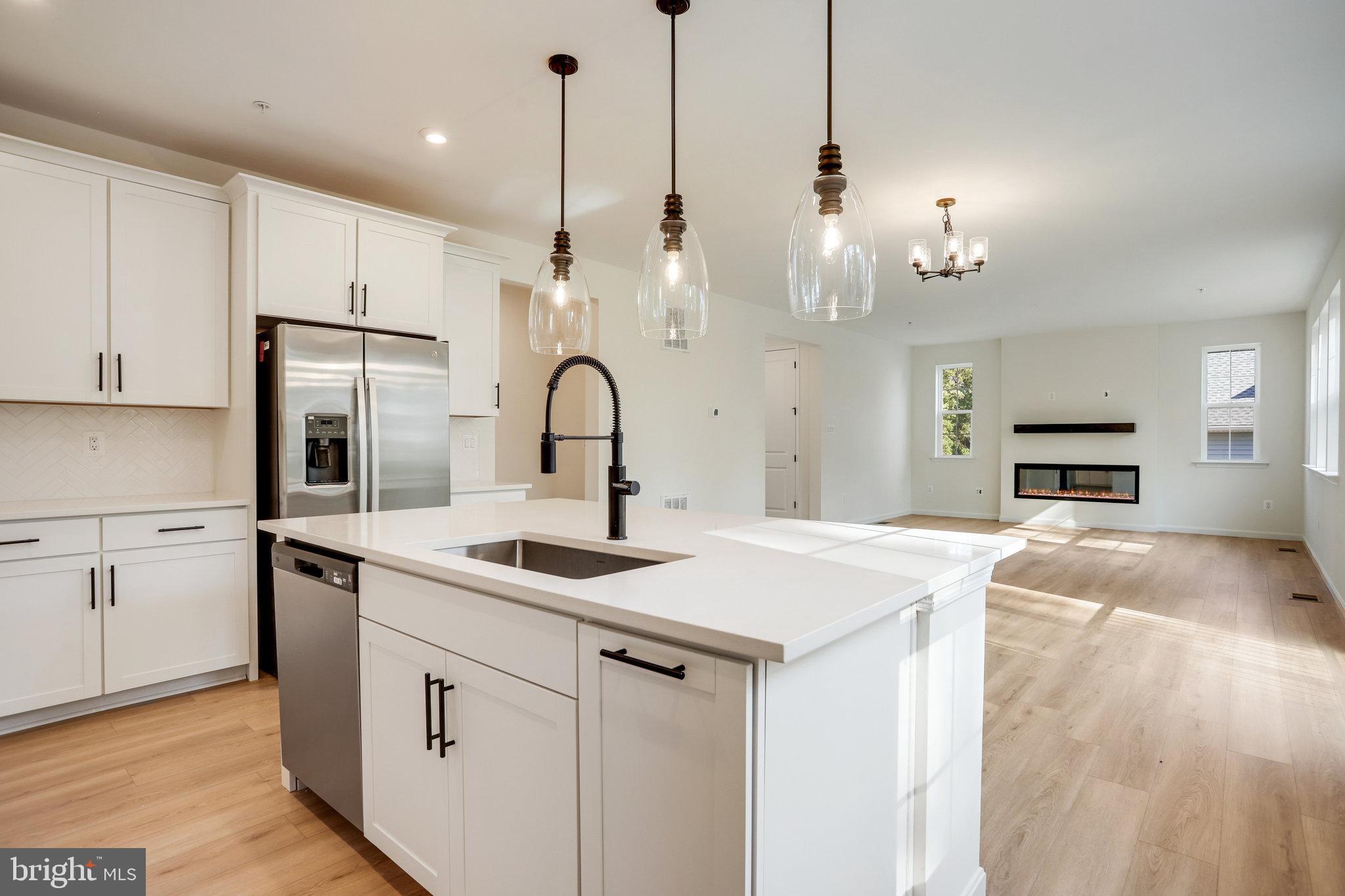 VINCENT ESTATES - Residential