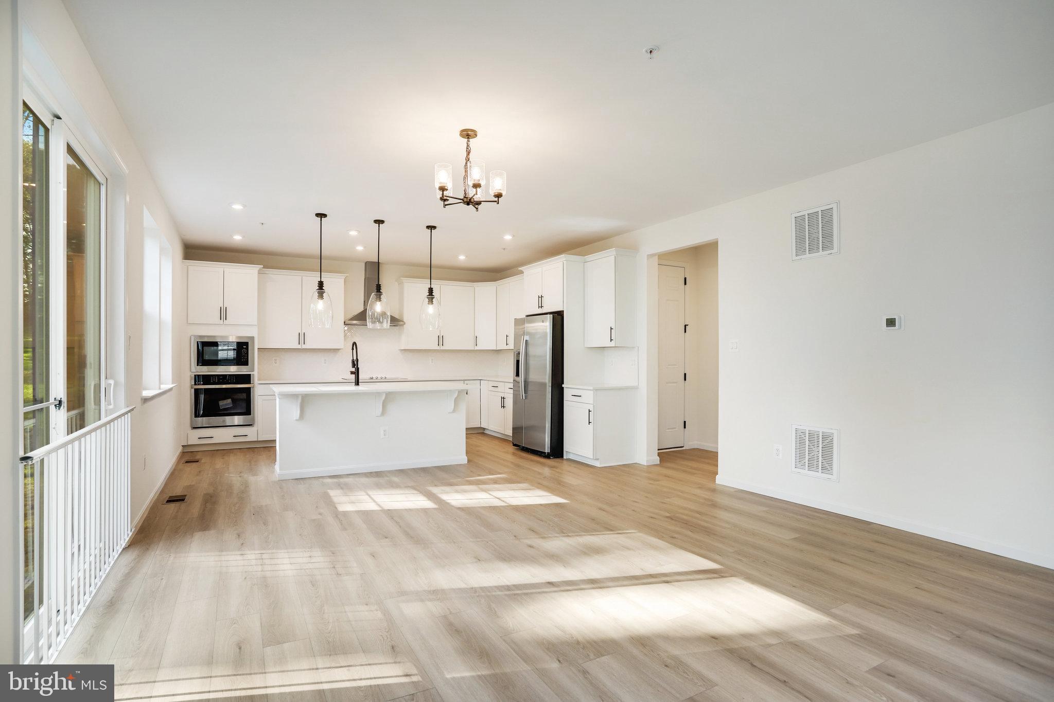 VINCENT ESTATES - Residential