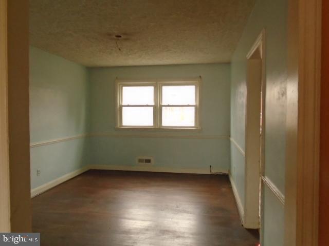 PERRING LOCH - Residential