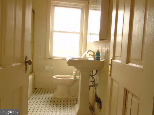 PERRING LOCH - Residential