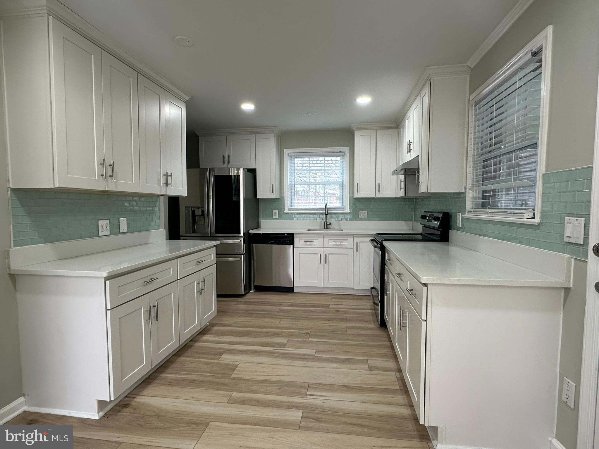 VARSITY PARK - Residential Lease