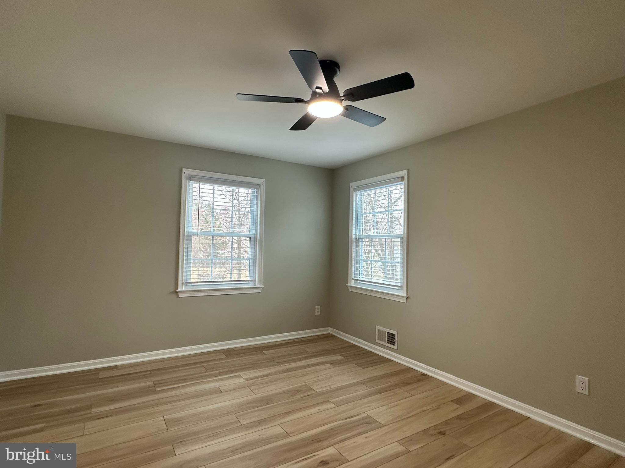 VARSITY PARK - Residential Lease