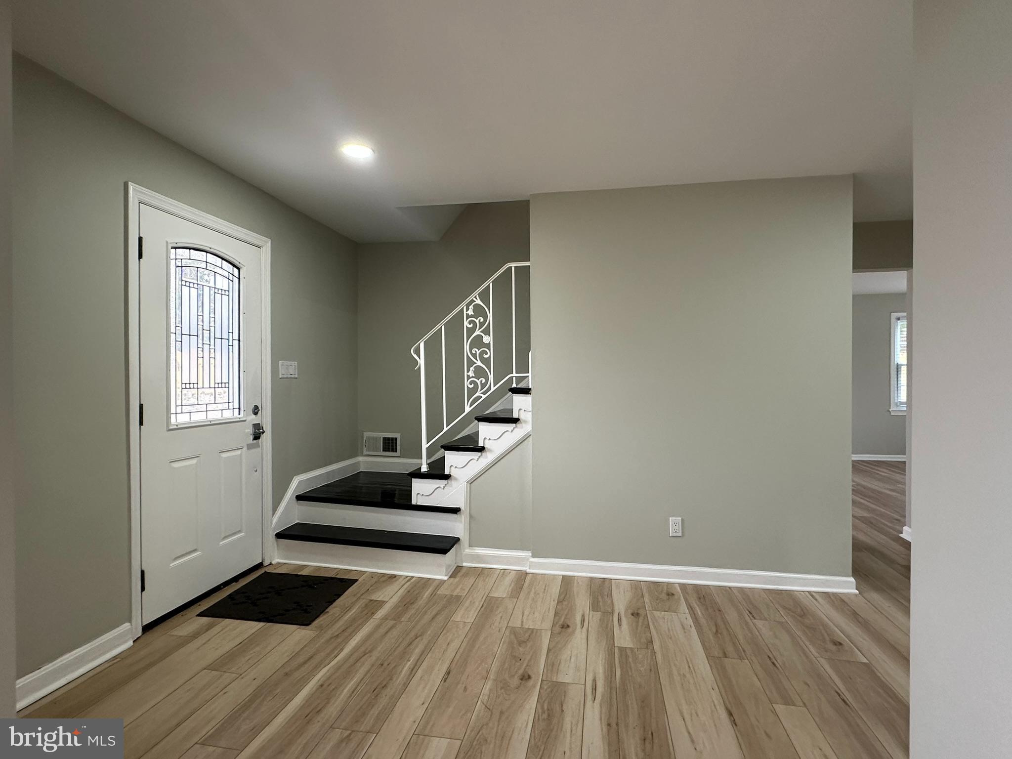 VARSITY PARK - Residential Lease