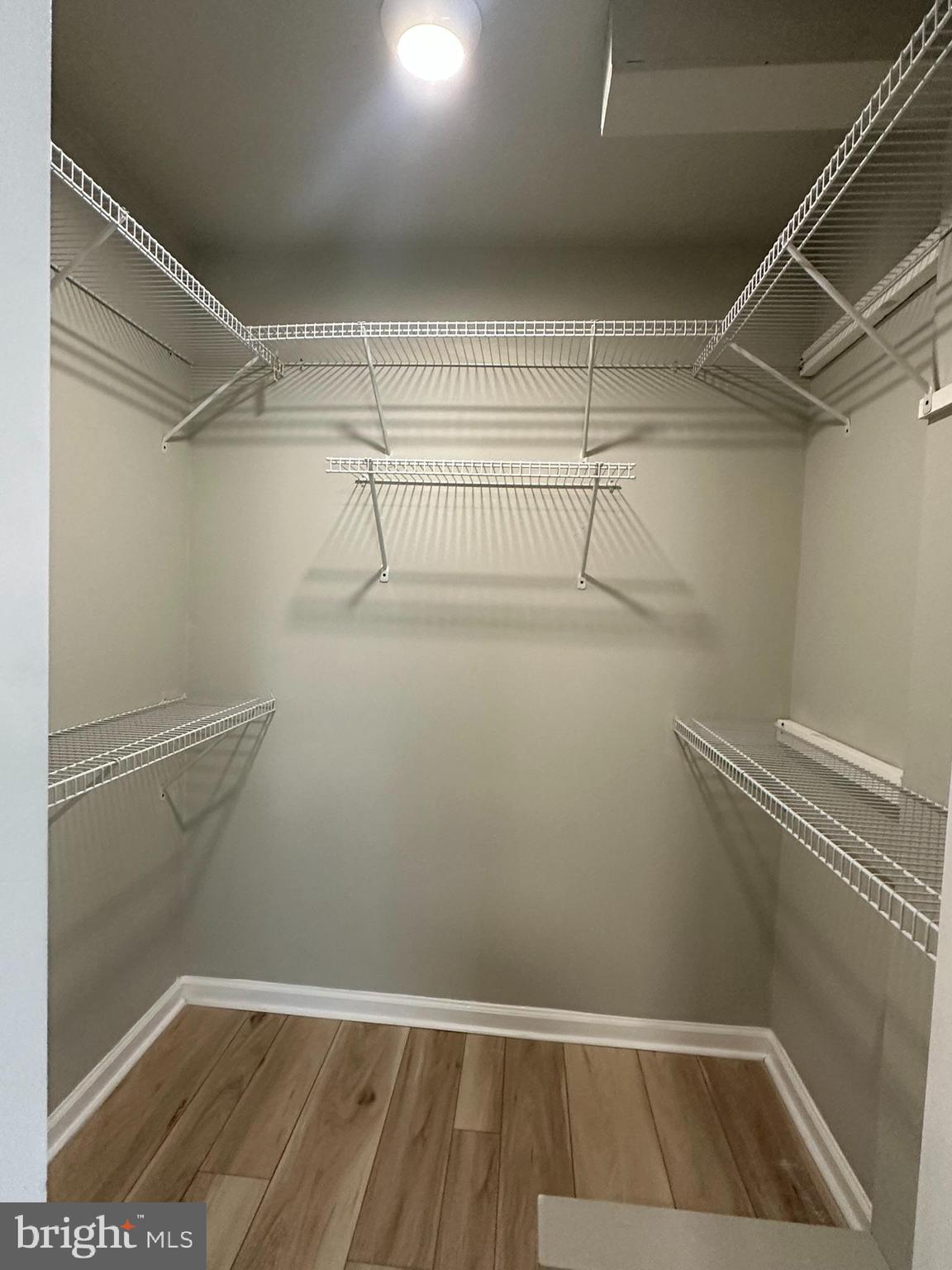 VARSITY PARK - Residential Lease