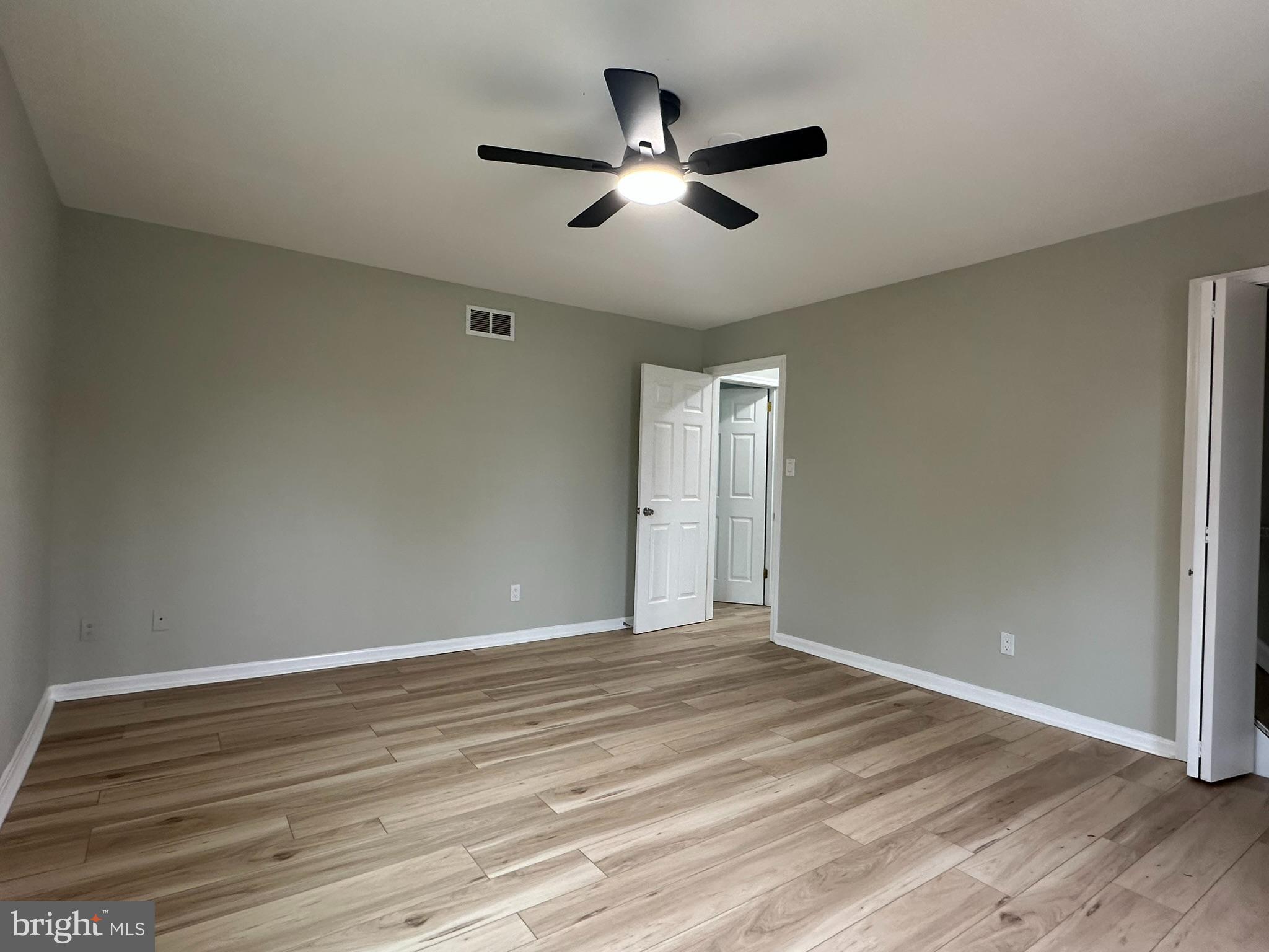 VARSITY PARK - Residential Lease