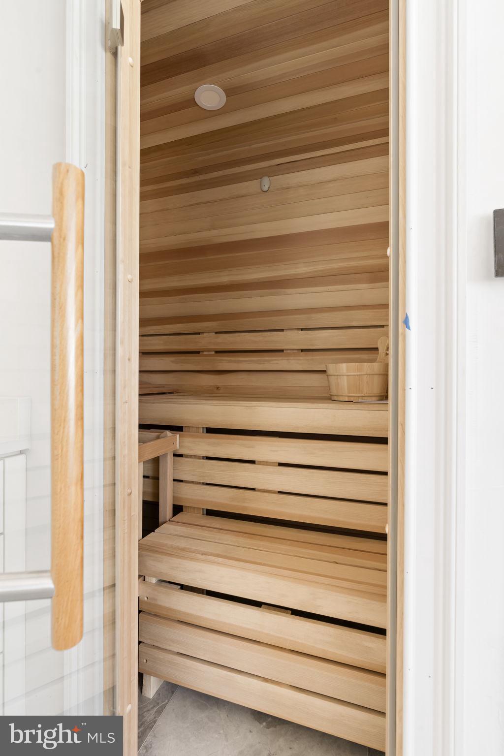 ARDMORE - Residential