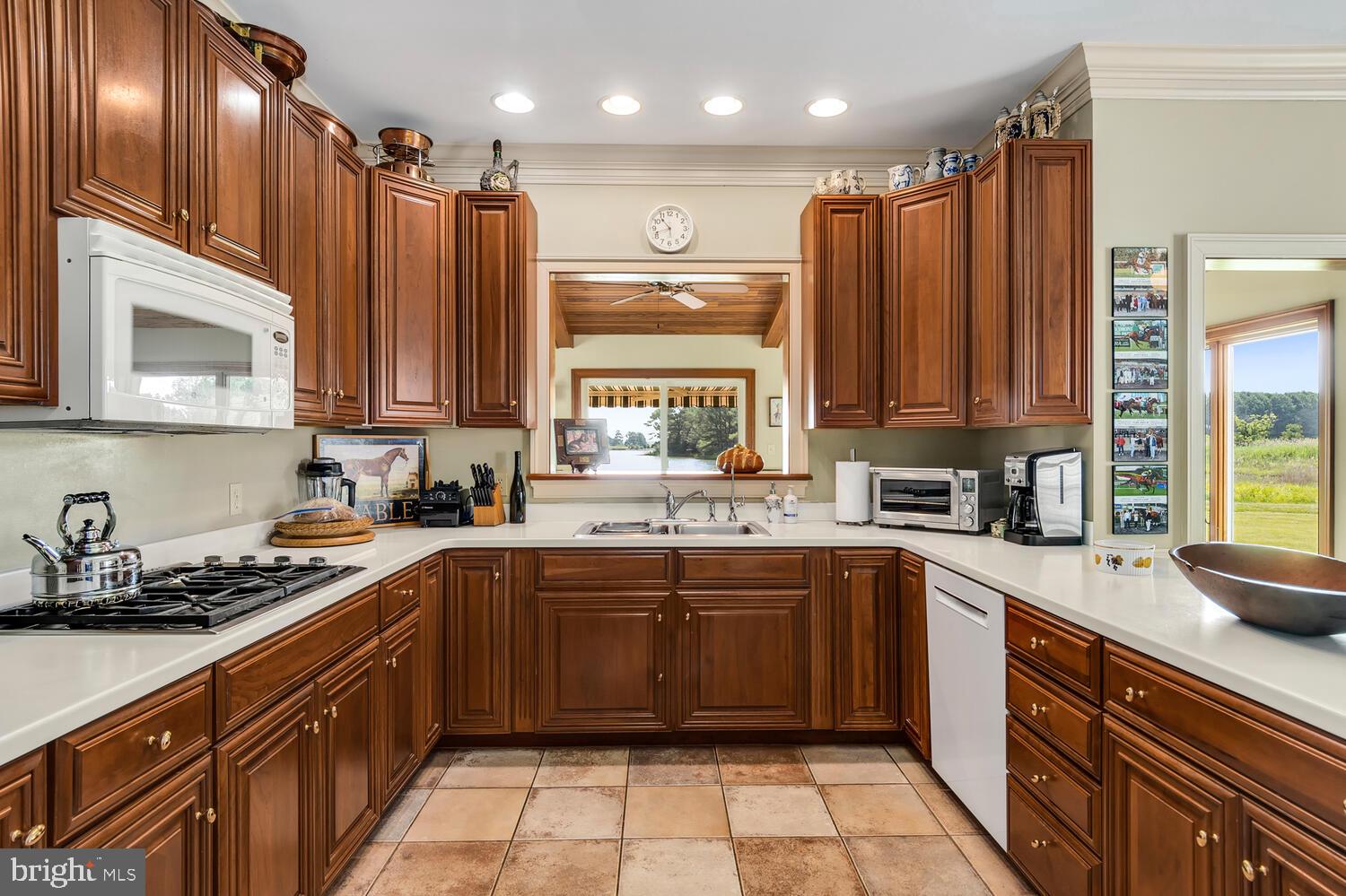 ROYAL OAK - Residential