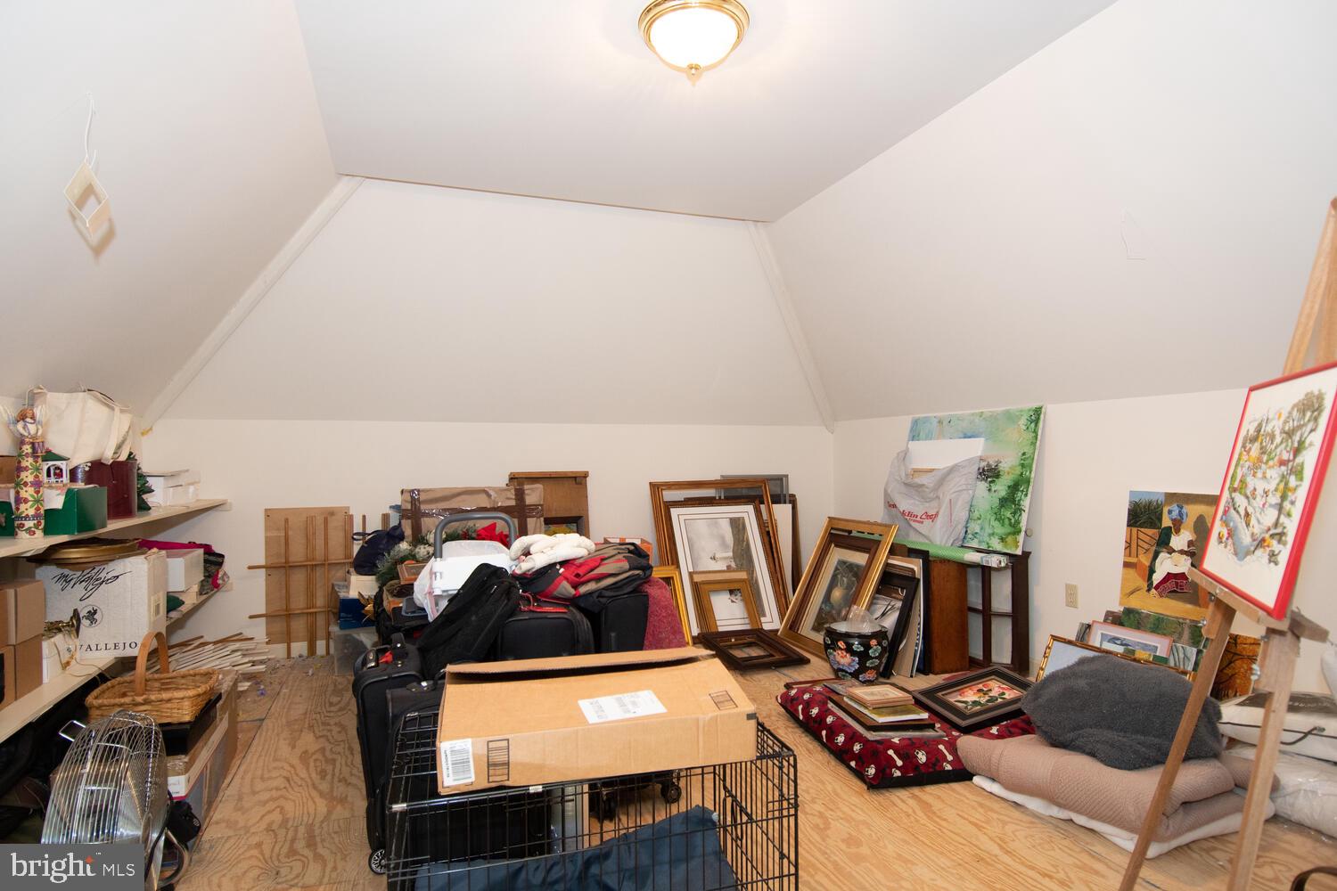 ROYAL OAK - Residential