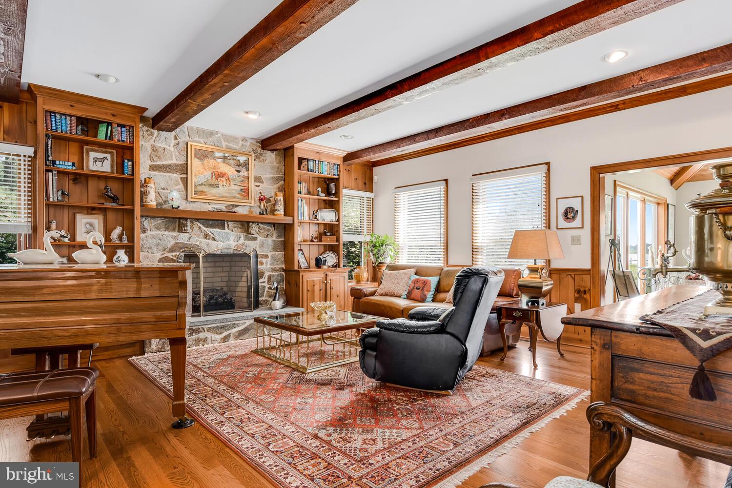 ROYAL OAK - Residential