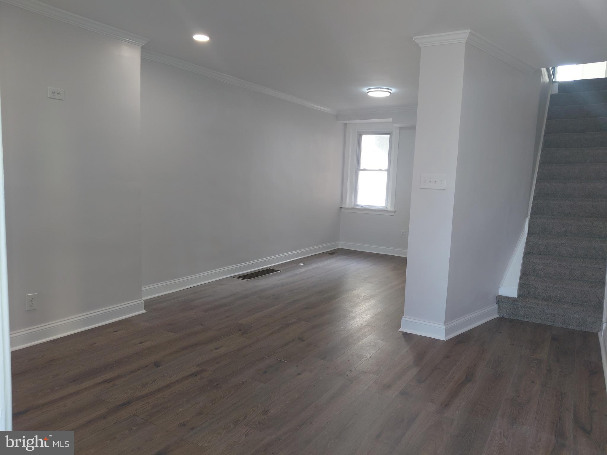 2138 W GODFREY AVENUE