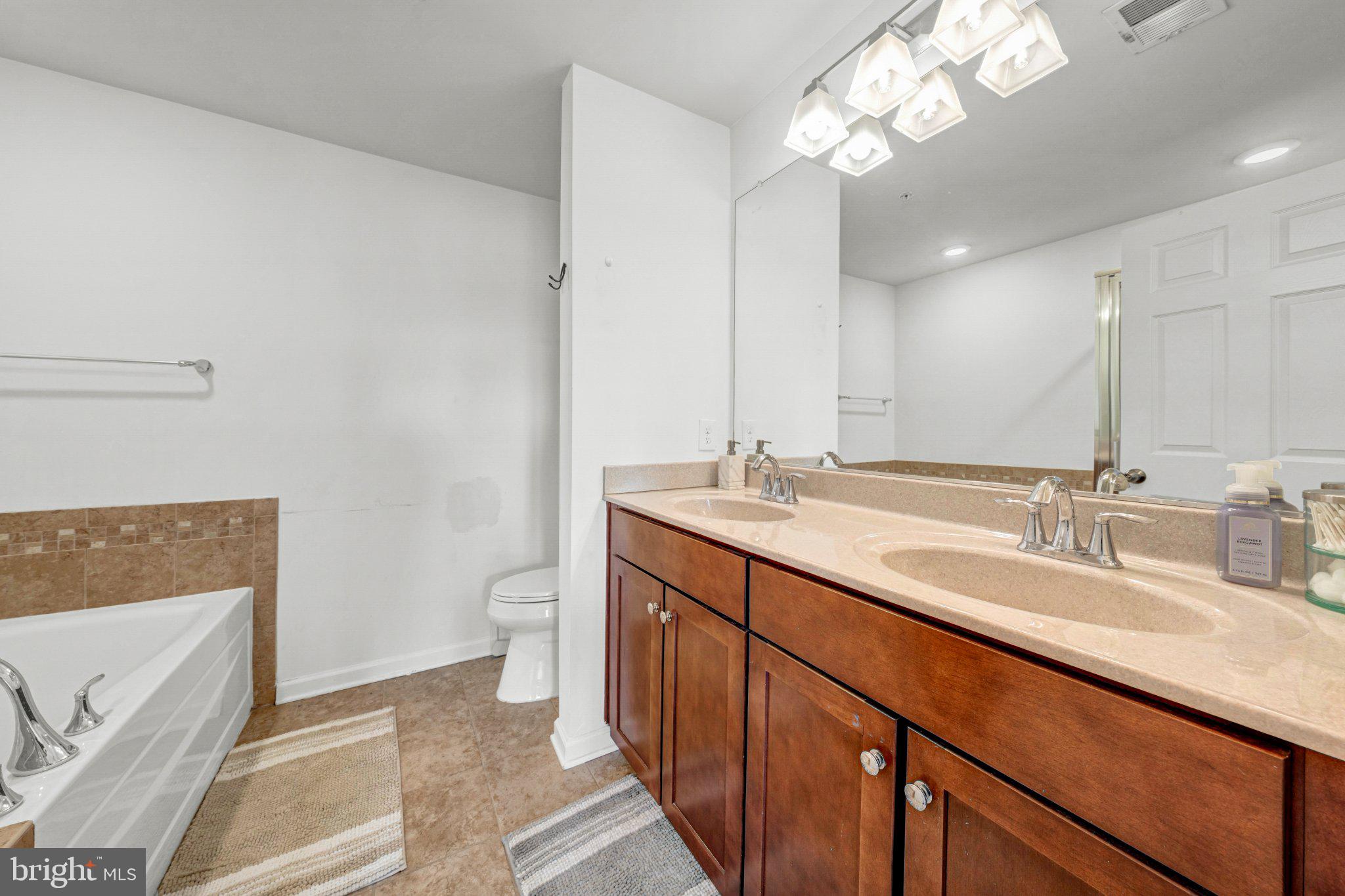 EAST GATE CONDOMINIUMS - Residential