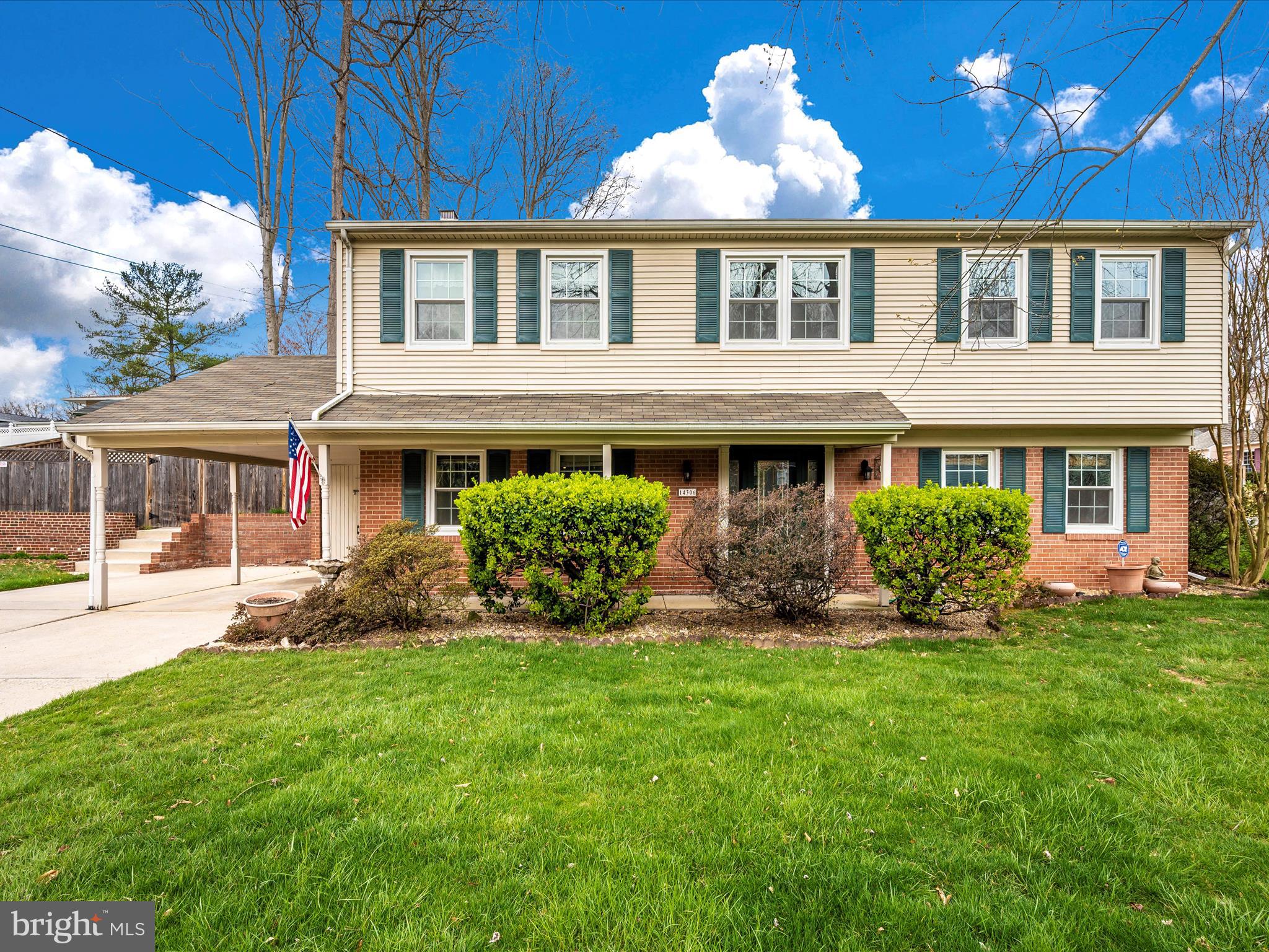 MANOR WOODS - Residential