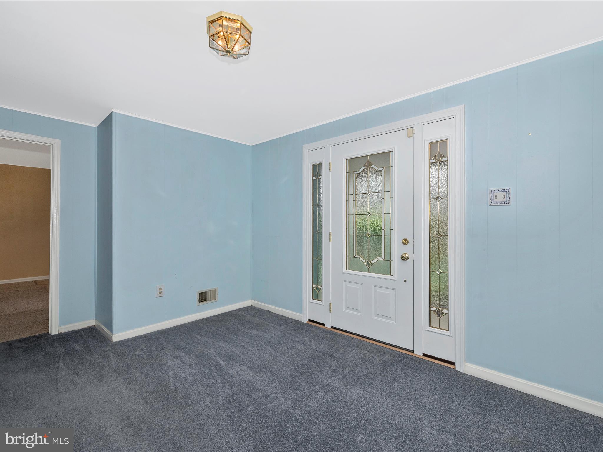 MANOR WOODS - Residential