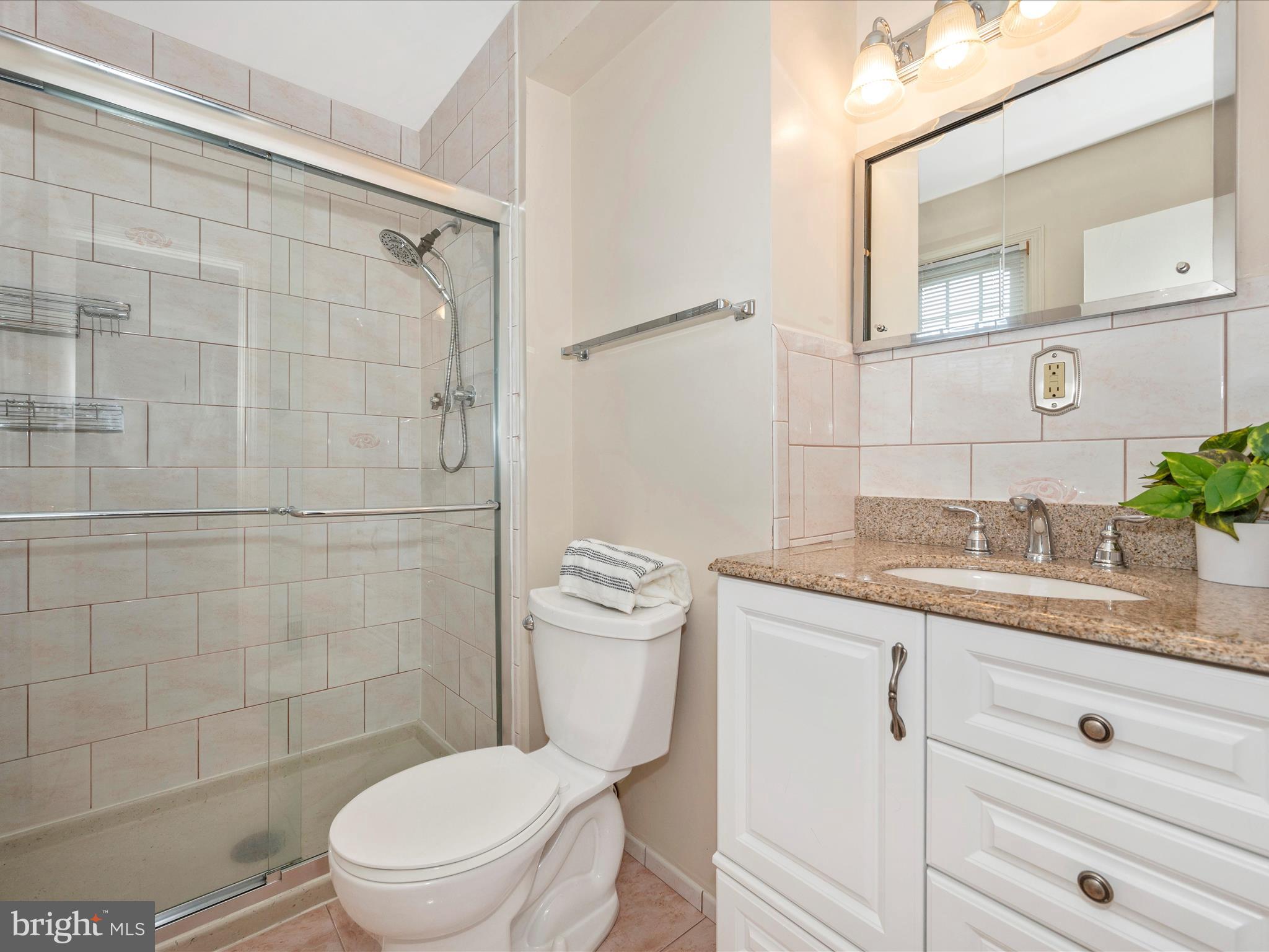 MANOR WOODS - Residential