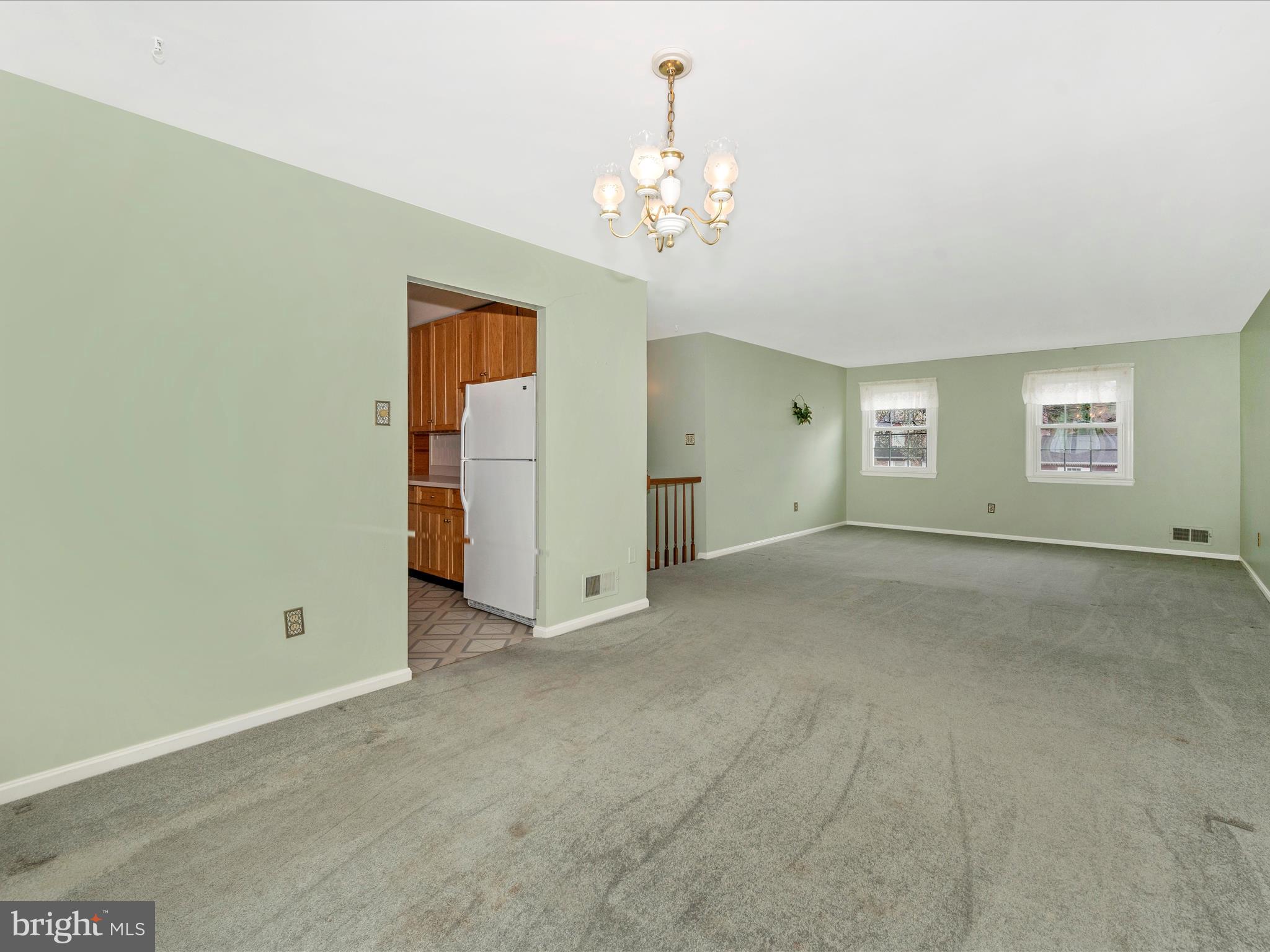 MANOR WOODS - Residential