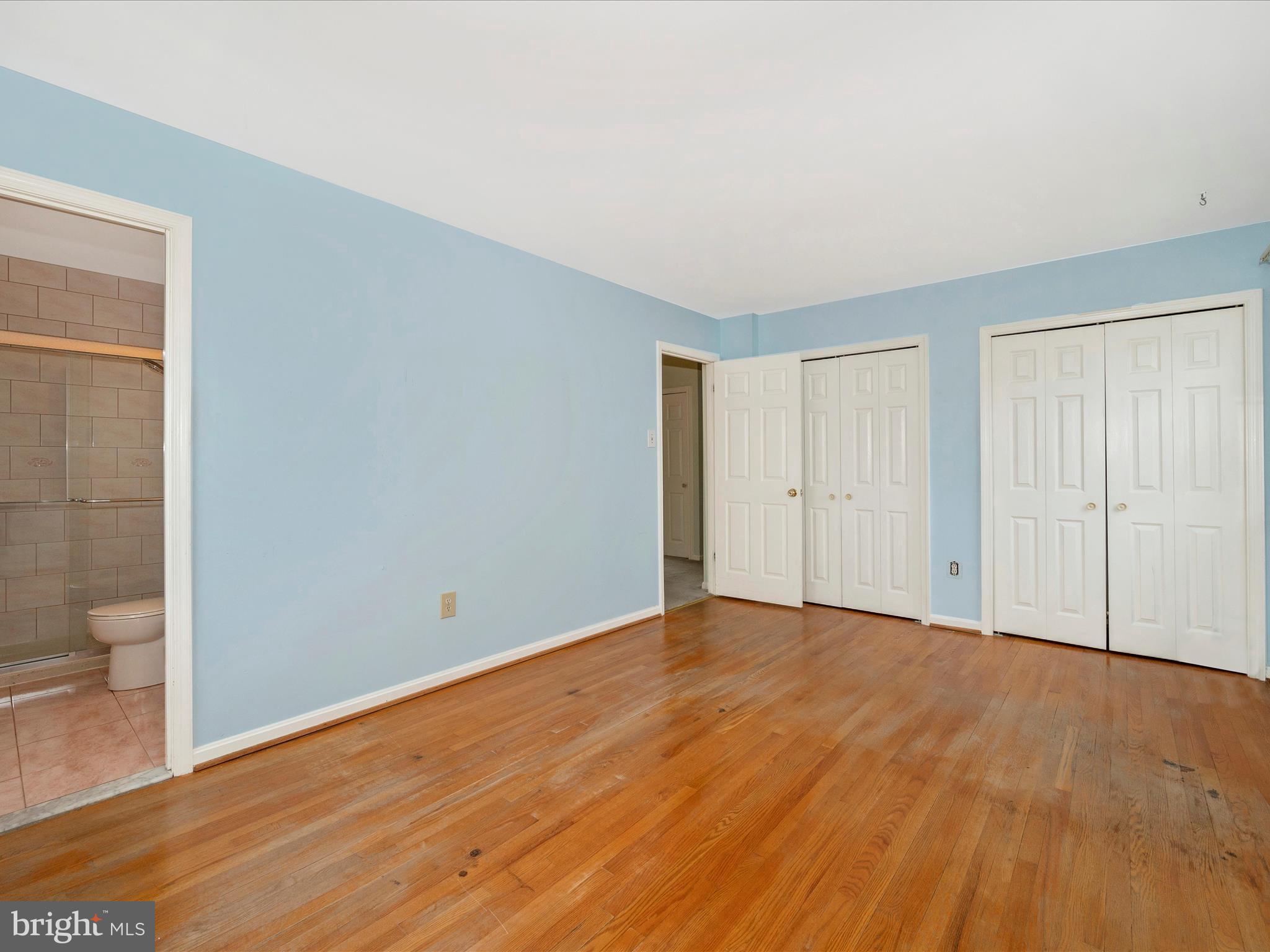 MANOR WOODS - Residential