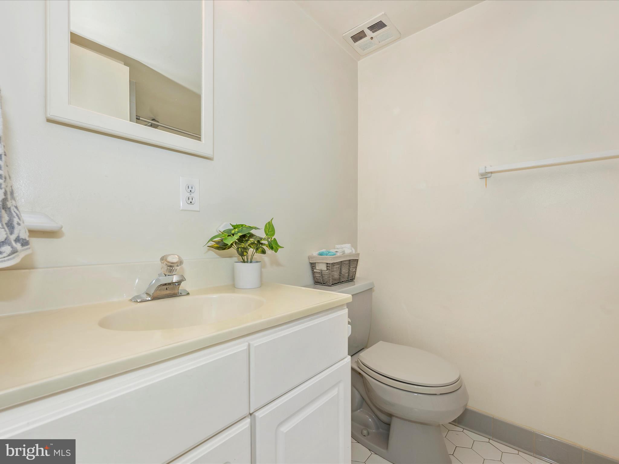 MANOR WOODS - Residential