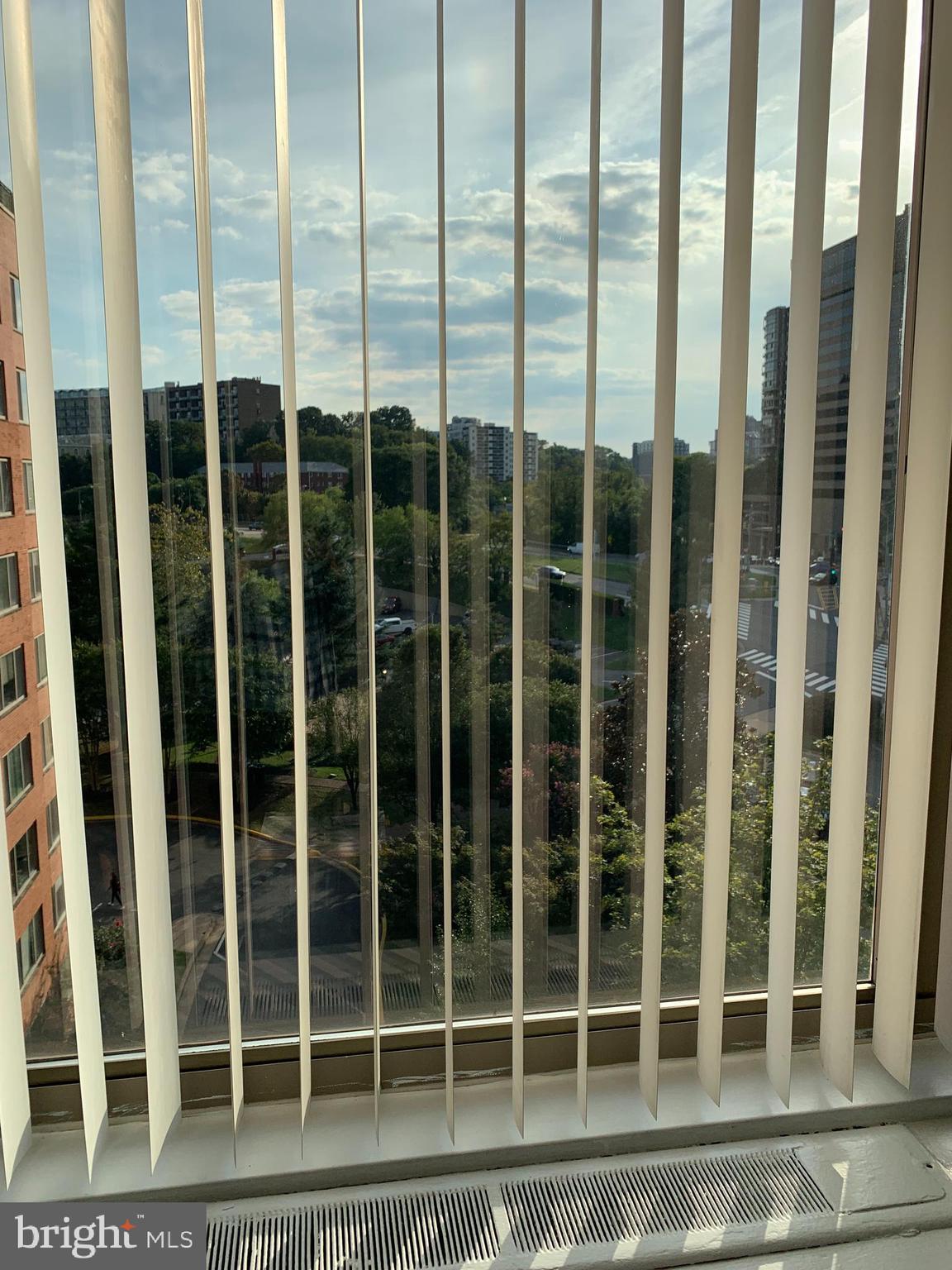 RIVER PLACE - Residential Lease