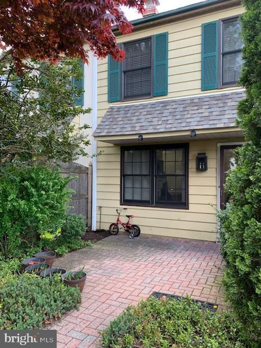 Located in the Lowry's House community in Bryn Mawr, PA, this well-maintained townhouse offers comfortable living in a prime location. The property features two bedrooms and one and a half bathrooms, providing ample space for residents. The main level boasts hardwood floors throughout, including a spacious living room with a wood-burning fireplace and hearth and a separate kitchen and dining room. Upstairs, you'll find two generously sized bedrooms, with the primary bedroom offering a large walk-in closet. The entire home has been freshly painted, creating a clean and inviting atmosphere. Outside, a charming brick patio awaits, perfect for enjoying warm evenings. Situated within the award-winning Radnor School District, this residence overlooks the reconstructed Clem Macrone Park and is within walking distance of public transportation, restaurants, and shopping.  Schedule your showing soon!
Note: Use of the fireplace is not permitted due to safety concerns.