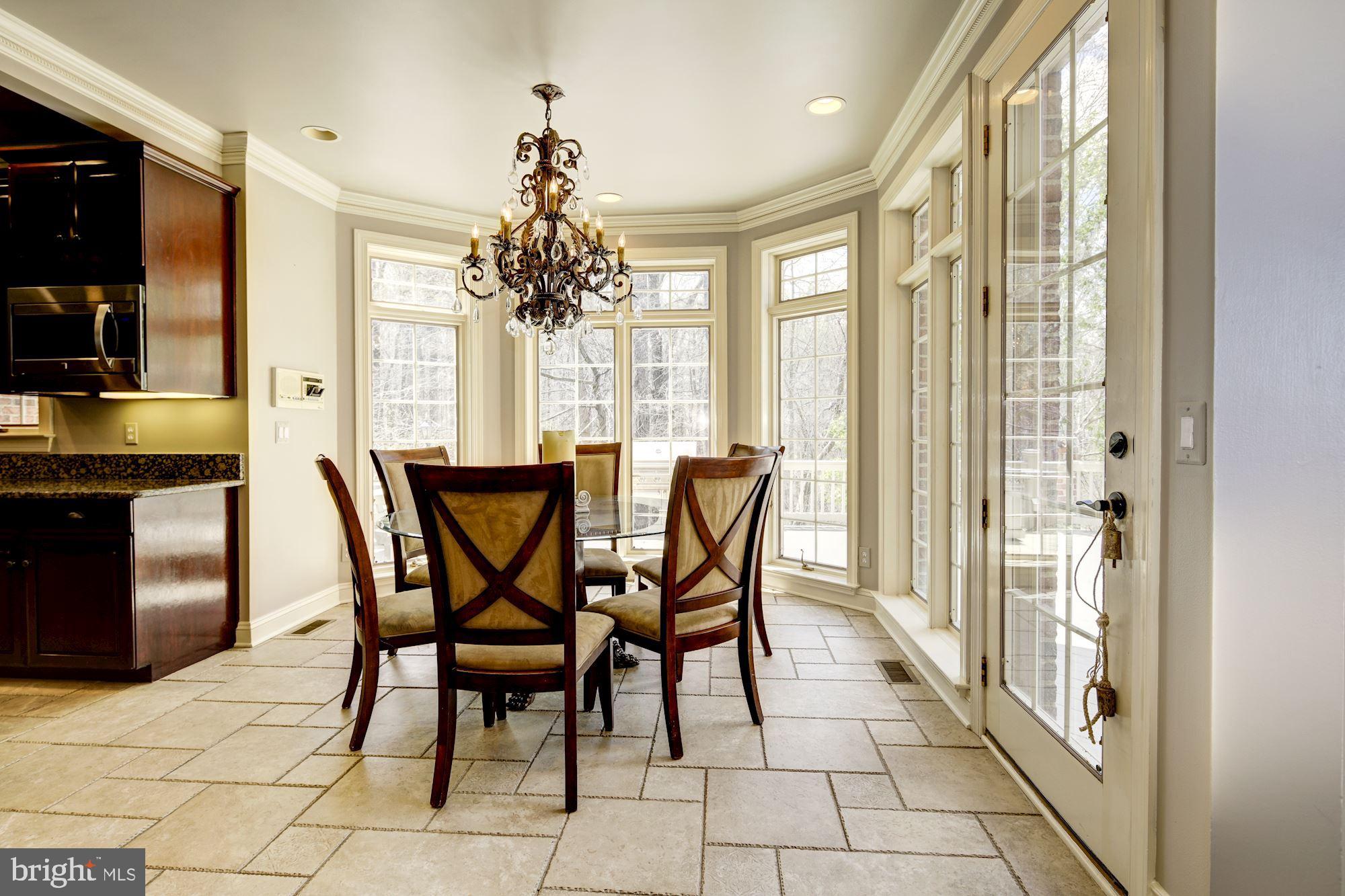 TRIADELPHIA WOODS - Residential