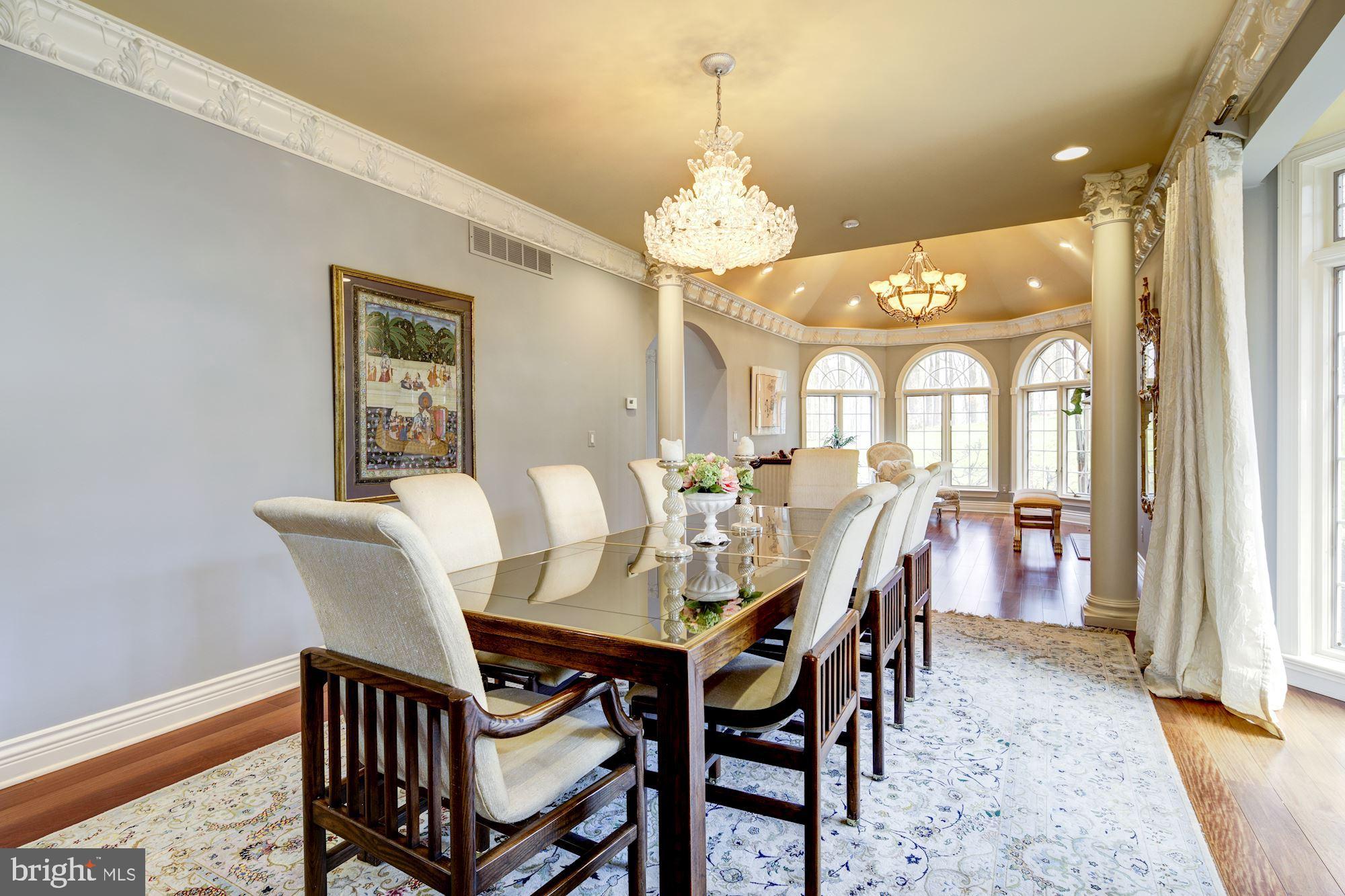 TRIADELPHIA WOODS - Residential