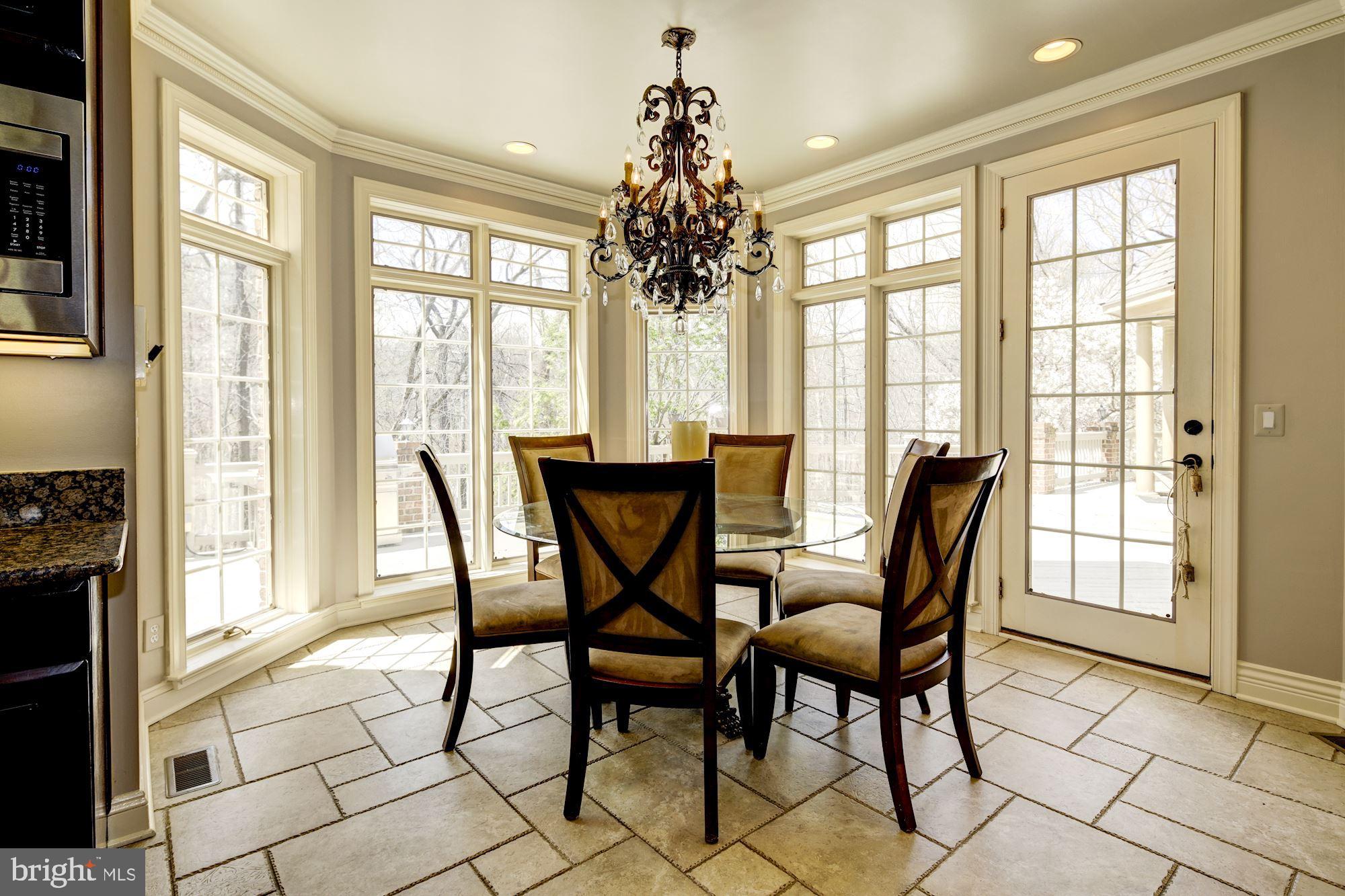 TRIADELPHIA WOODS - Residential