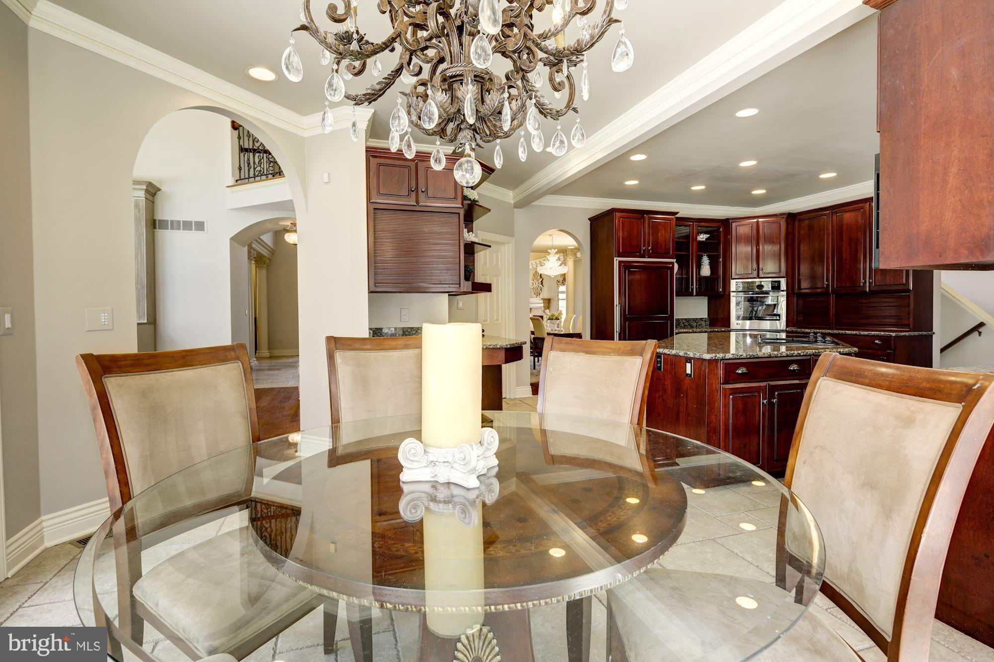 TRIADELPHIA WOODS - Residential