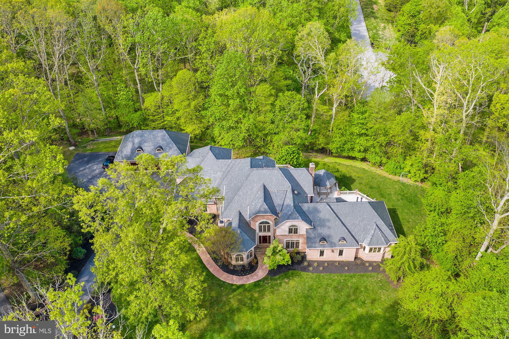 TRIADELPHIA WOODS - Residential