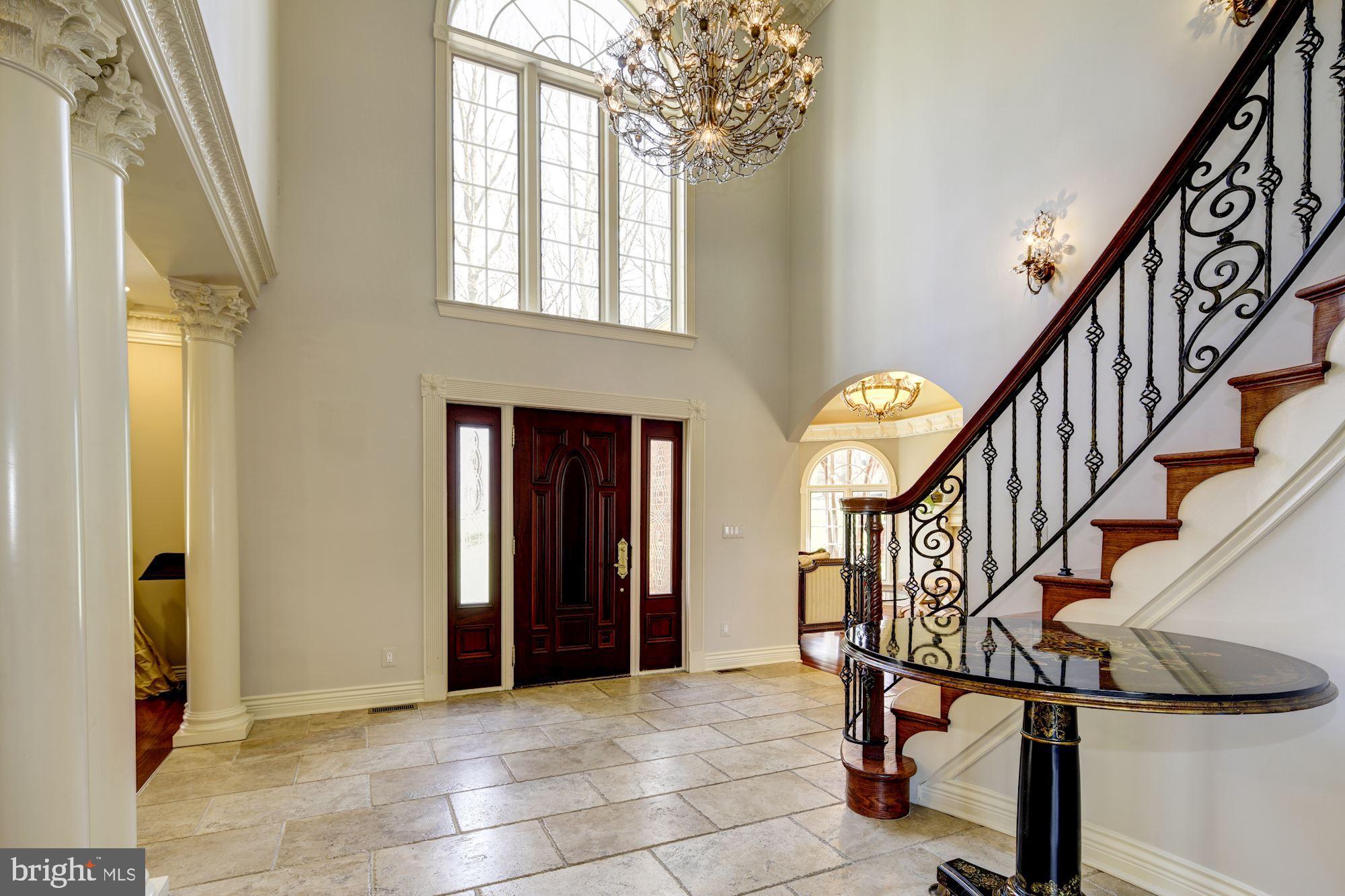 TRIADELPHIA WOODS - Residential