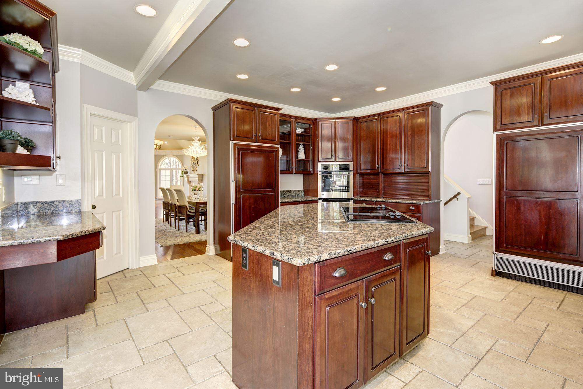 TRIADELPHIA WOODS - Residential