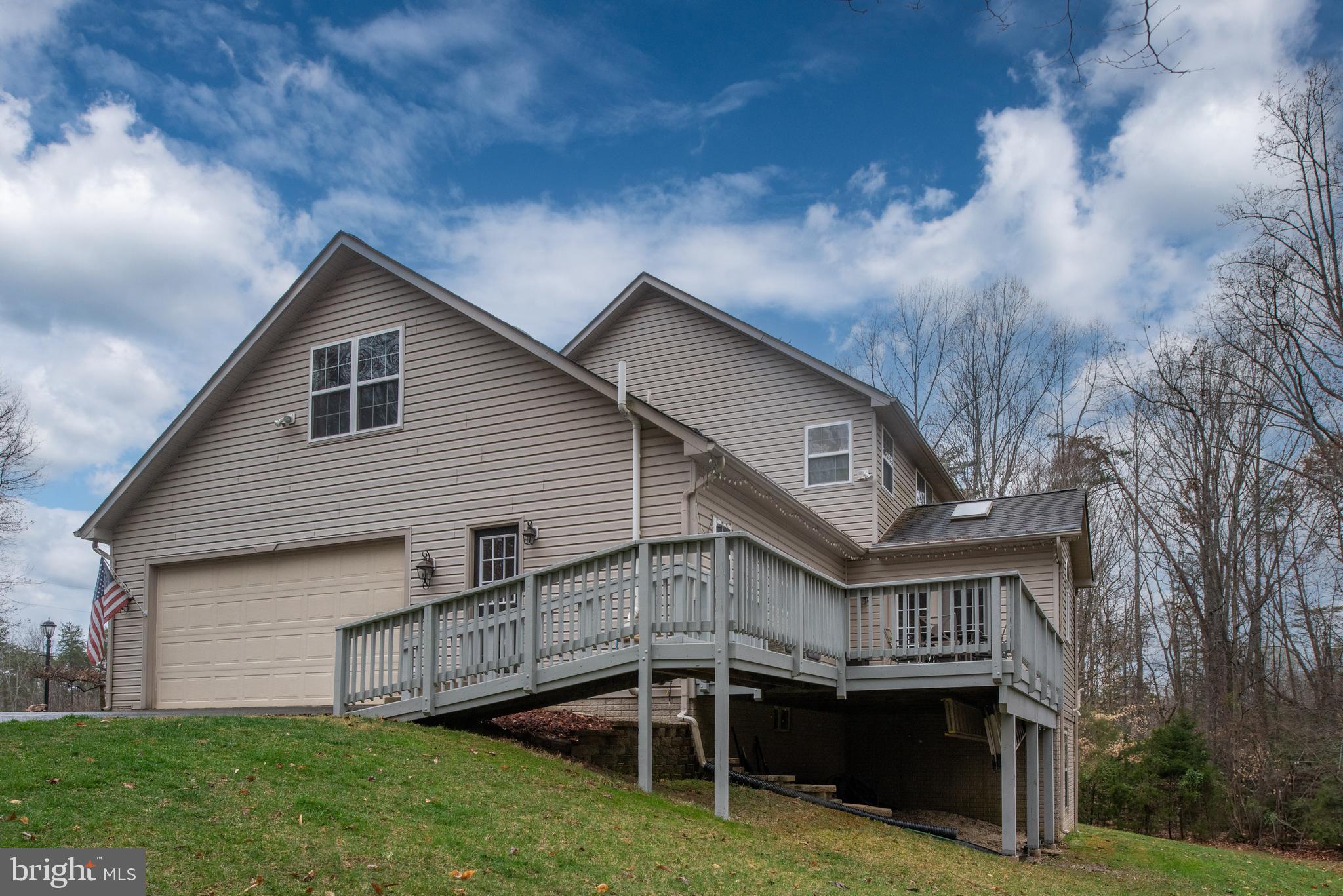 QUEENS GUARD - Residential