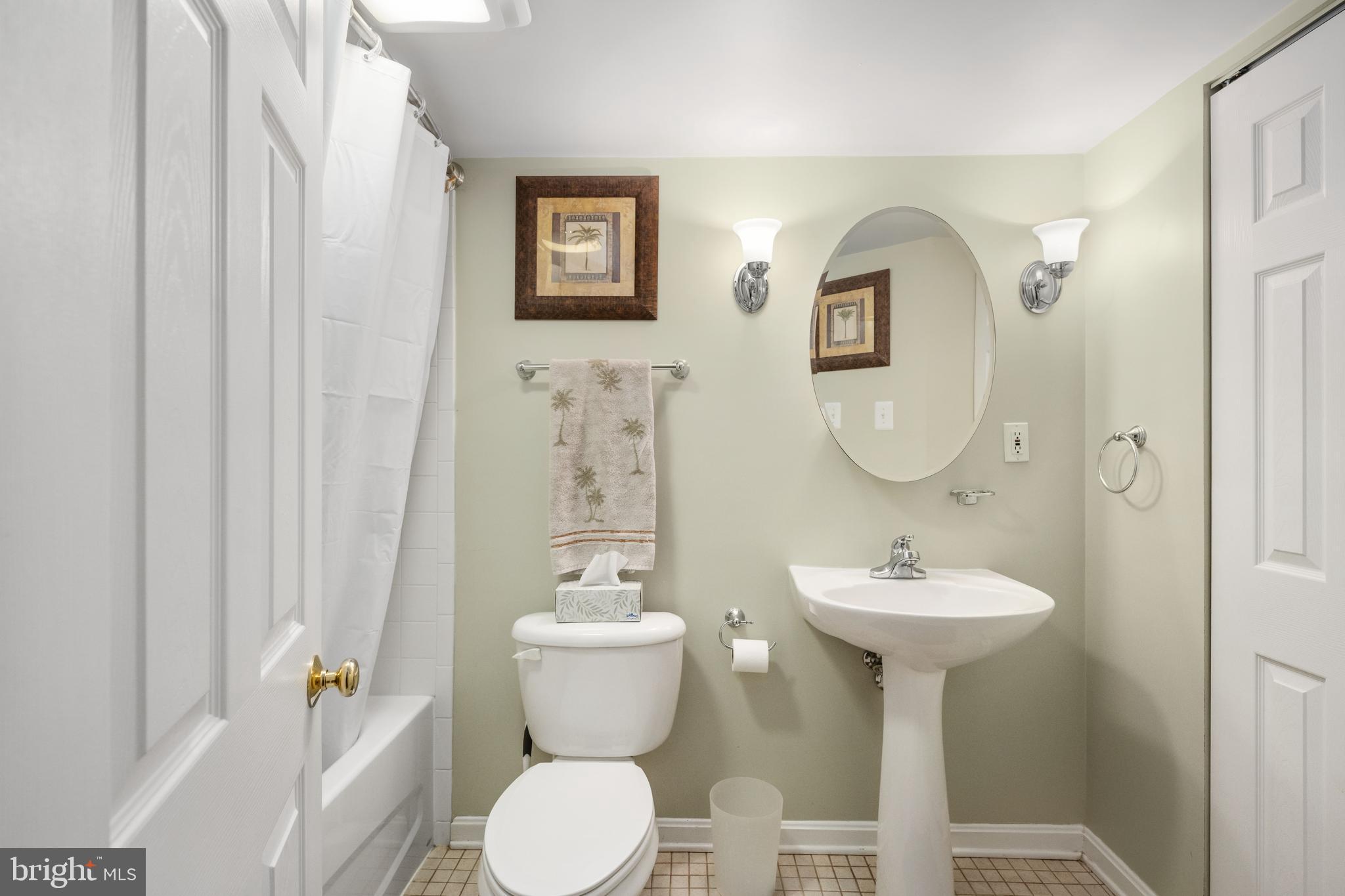 QUEENS GUARD - Residential