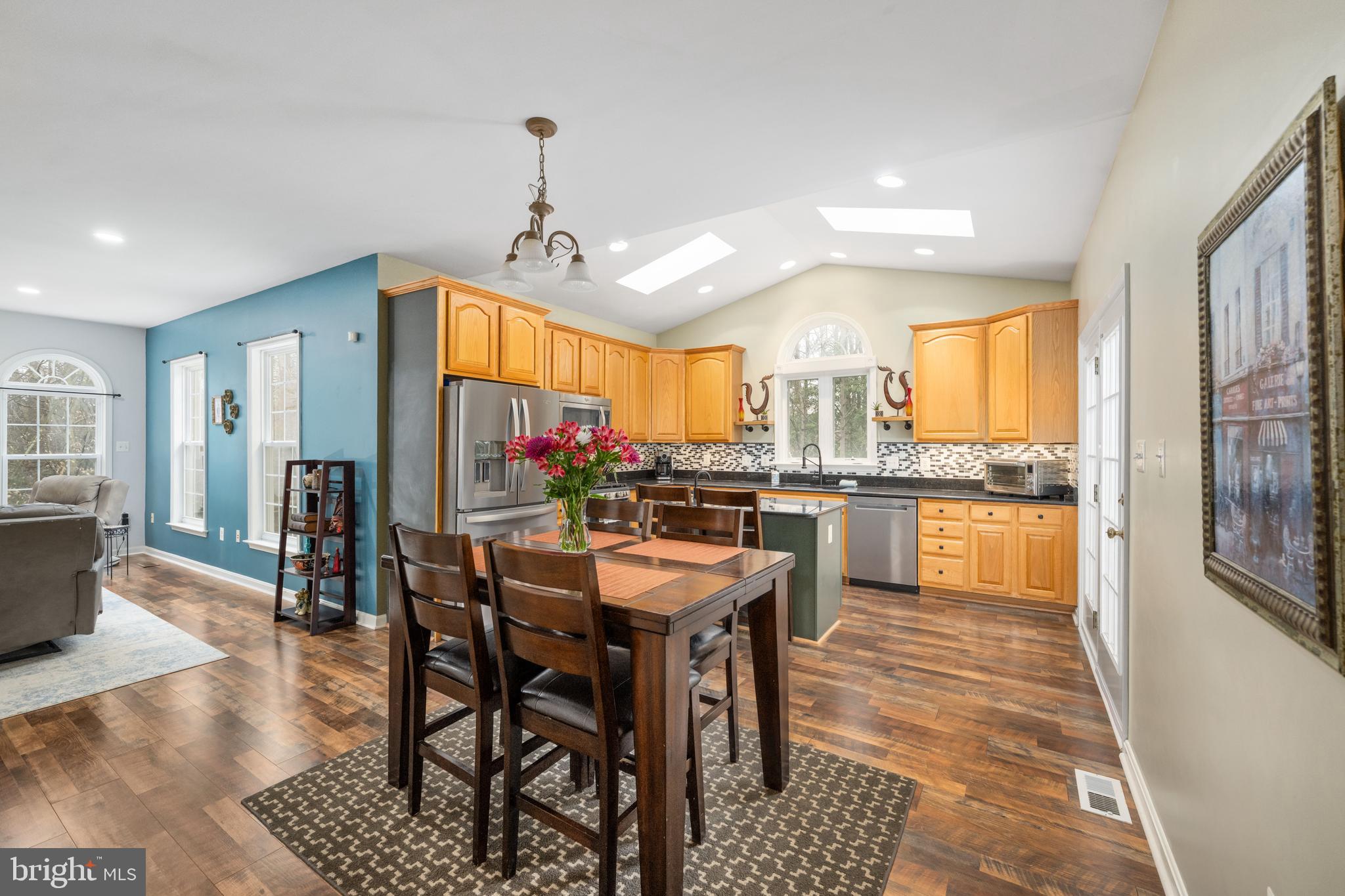 QUEENS GUARD - Residential