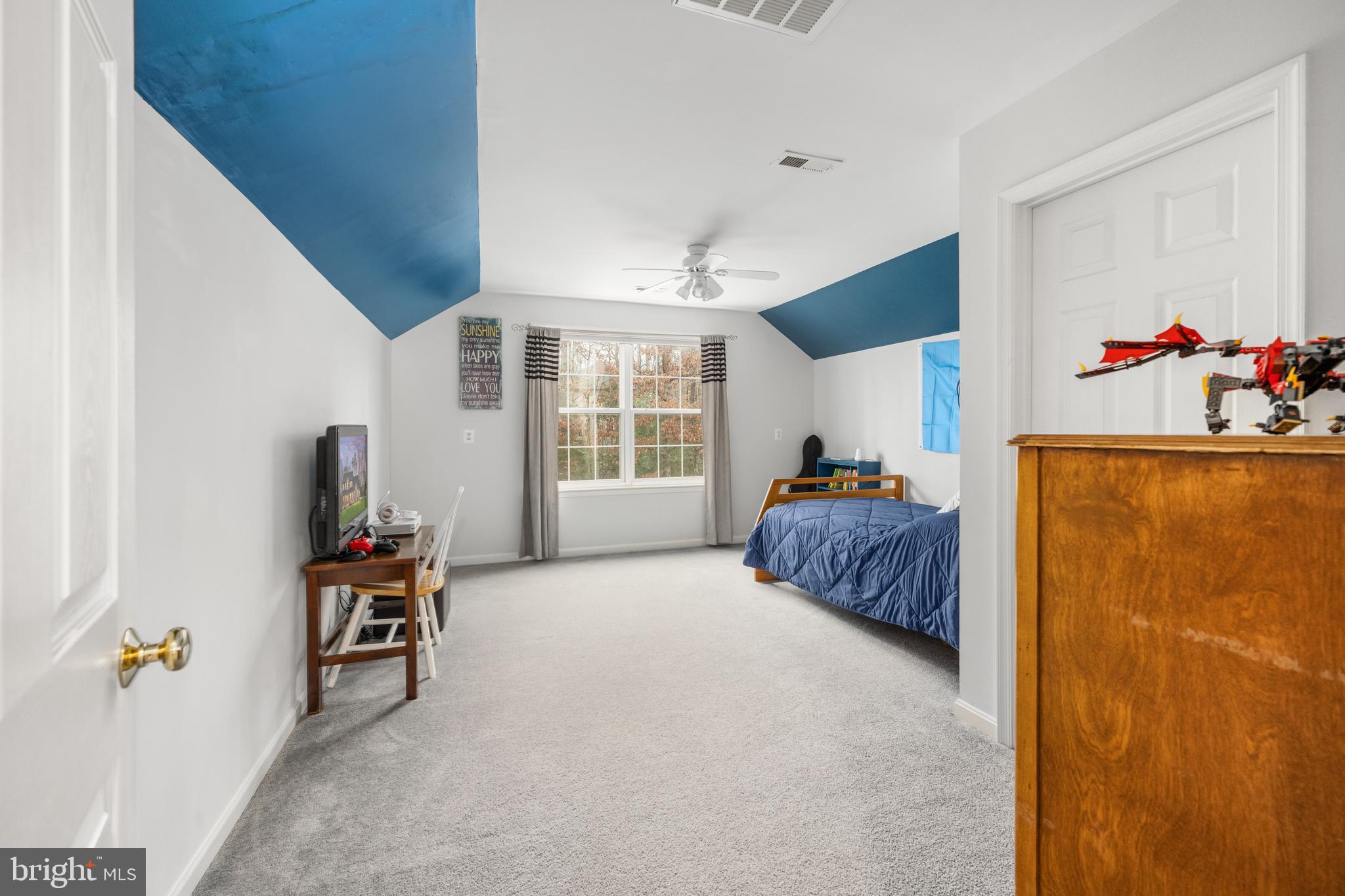 QUEENS GUARD - Residential