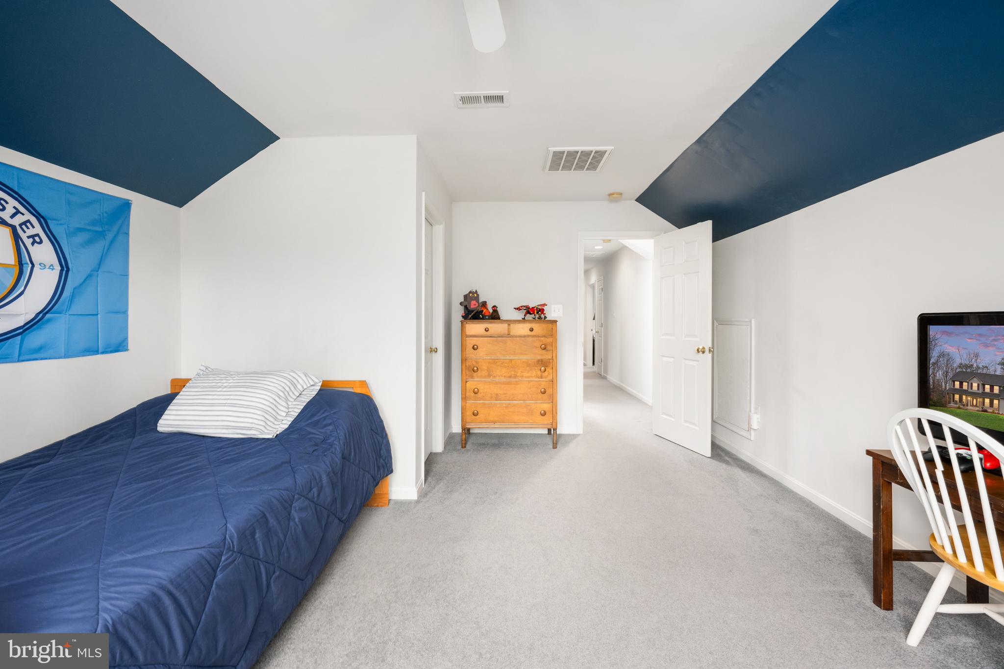 QUEENS GUARD - Residential