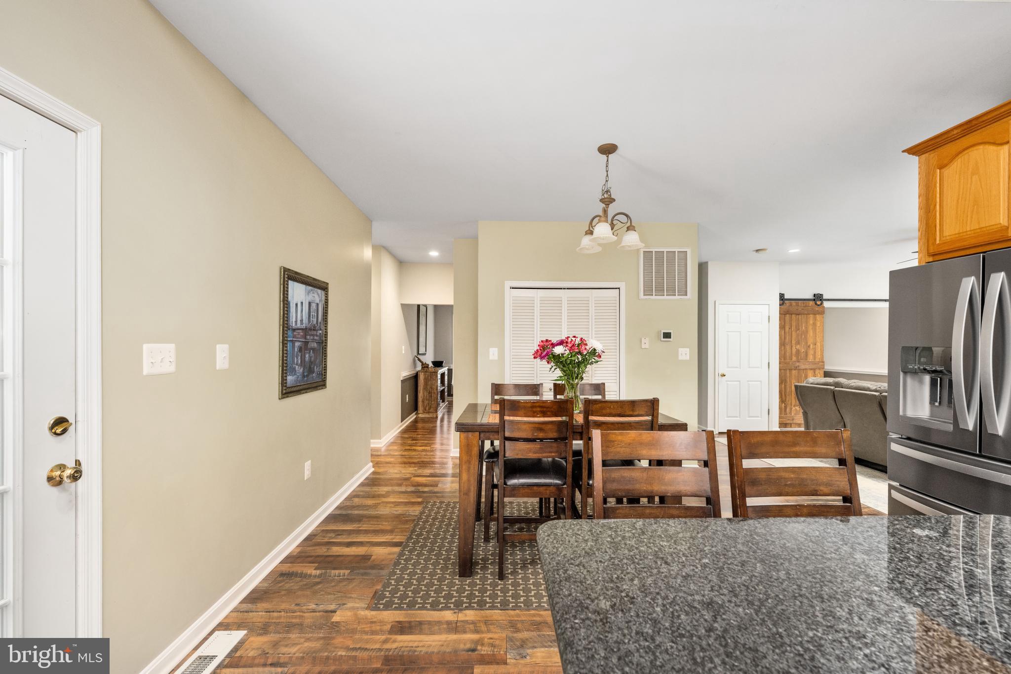 QUEENS GUARD - Residential