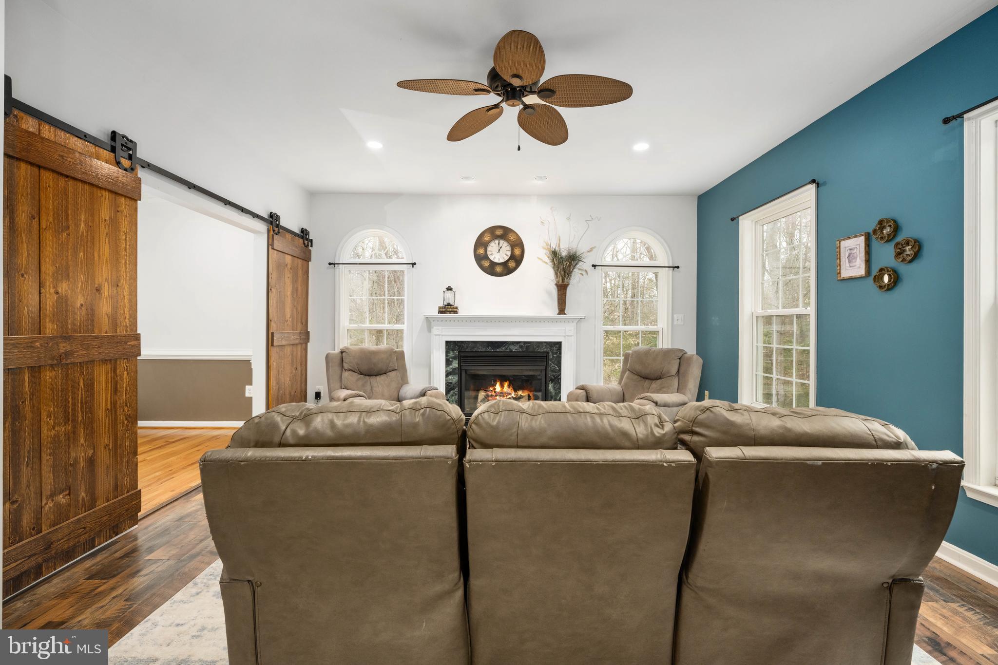 QUEENS GUARD - Residential