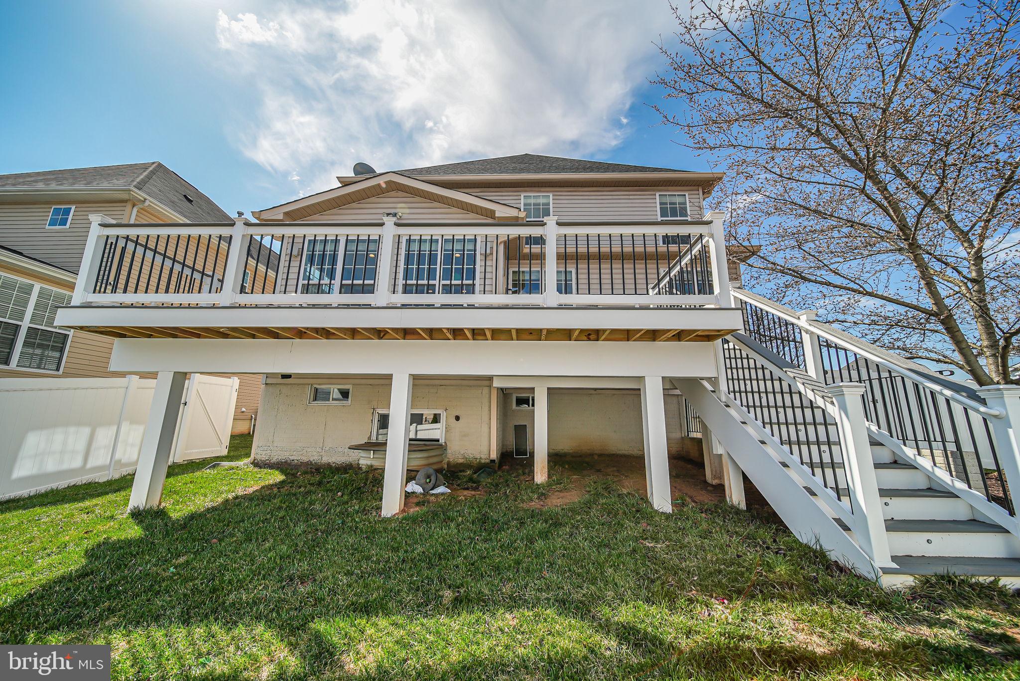 SHERWOOD FOREST - Residential