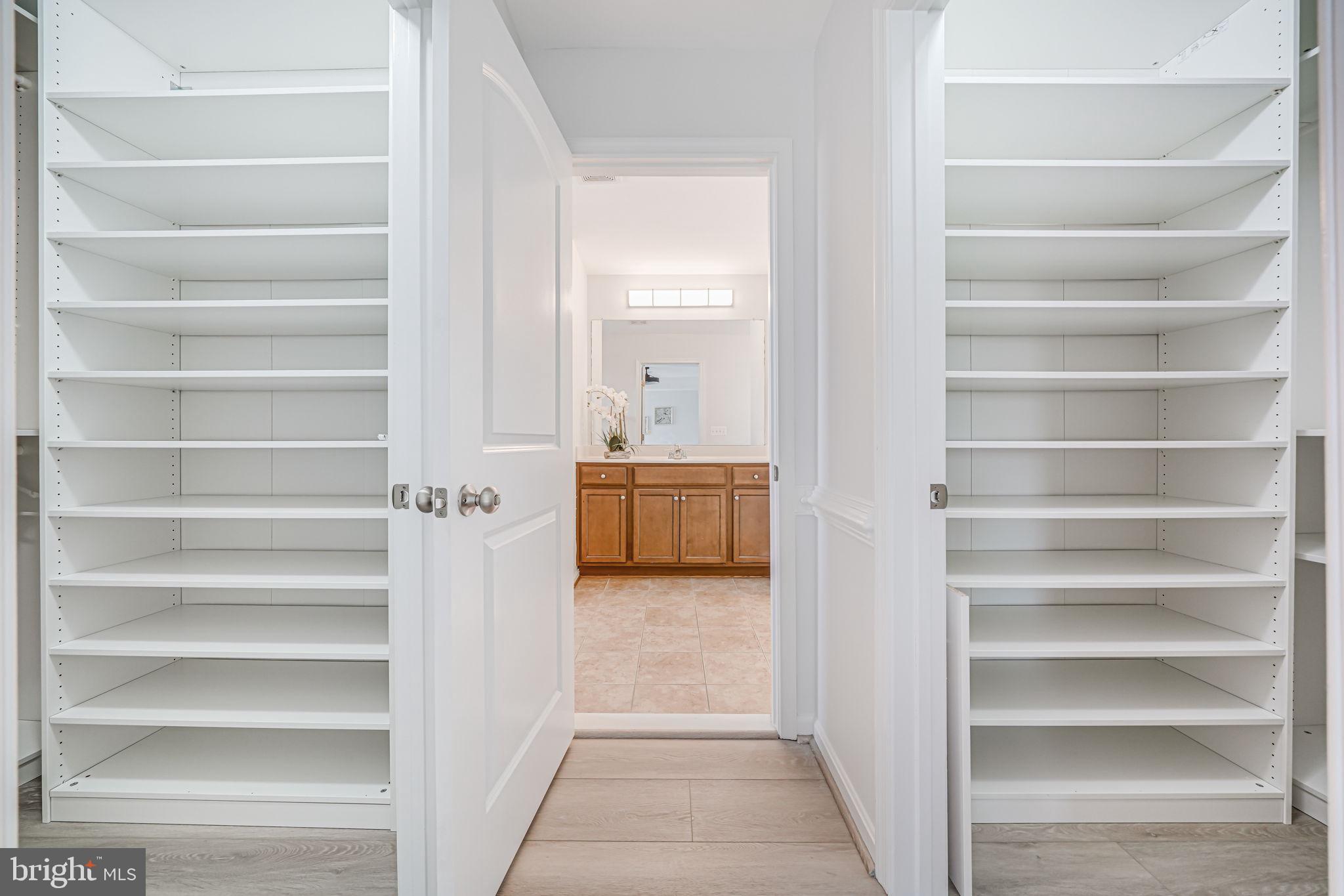 SHERWOOD FOREST - Residential