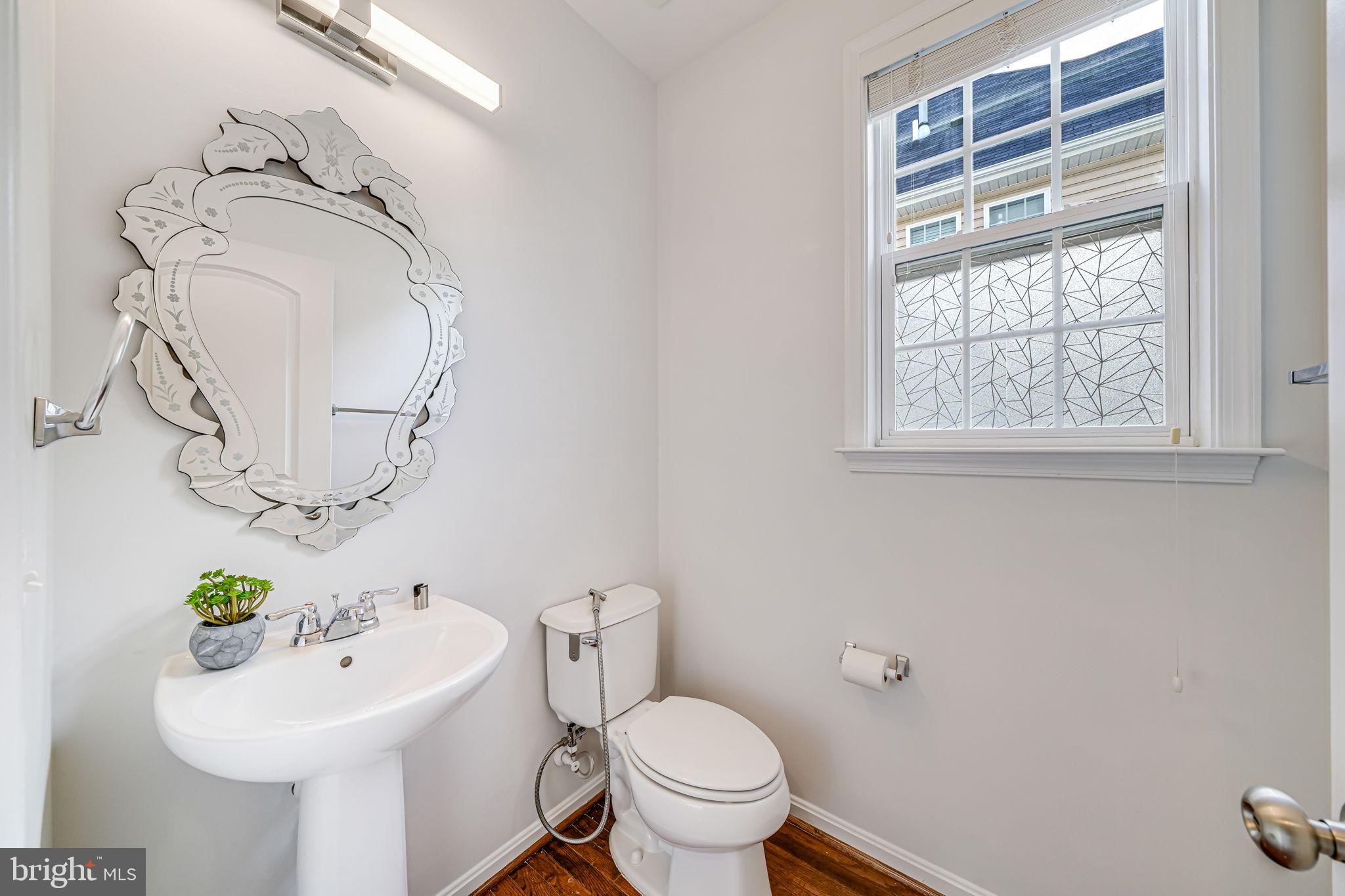 SHERWOOD FOREST - Residential