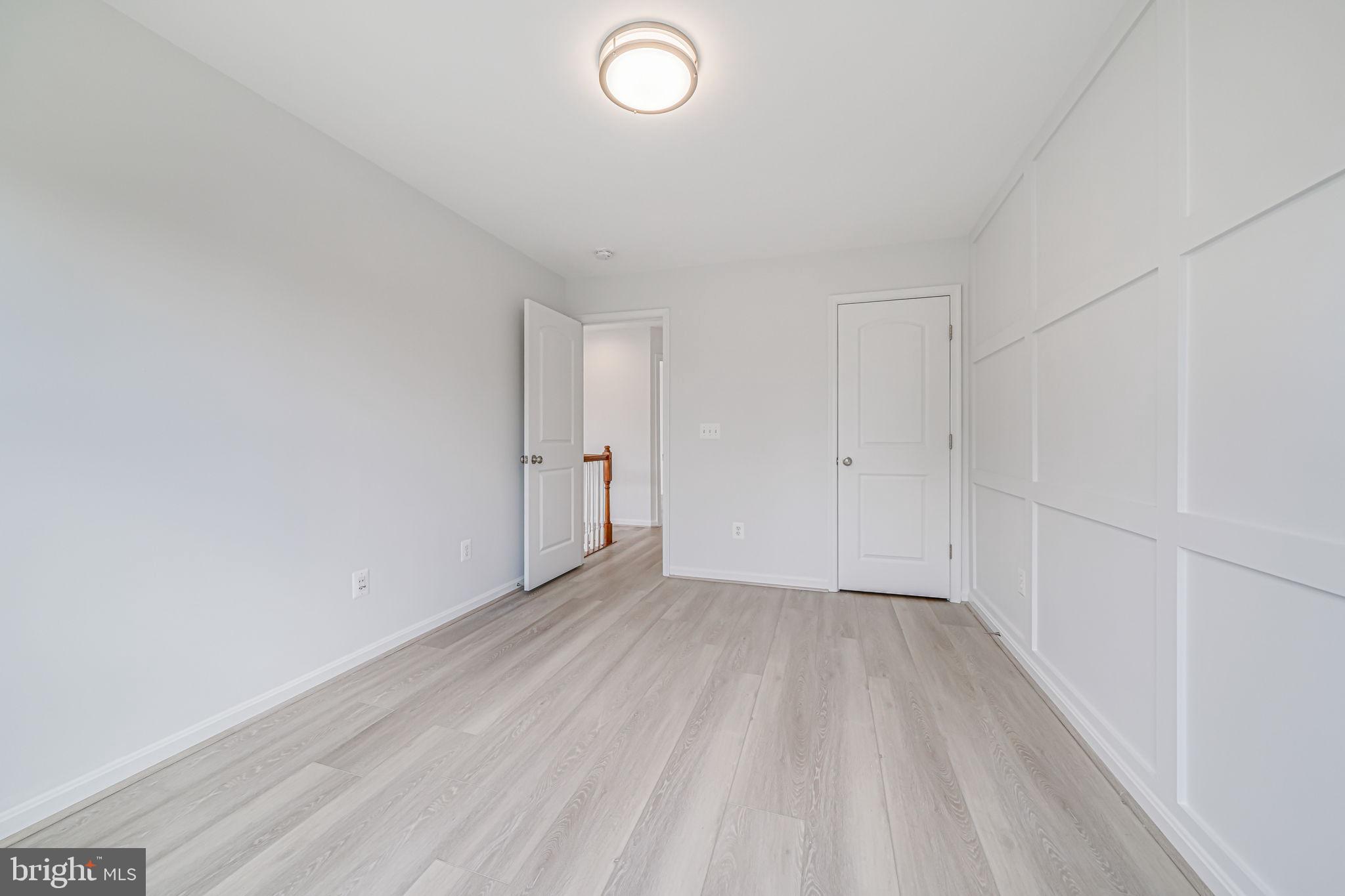 SHERWOOD FOREST - Residential