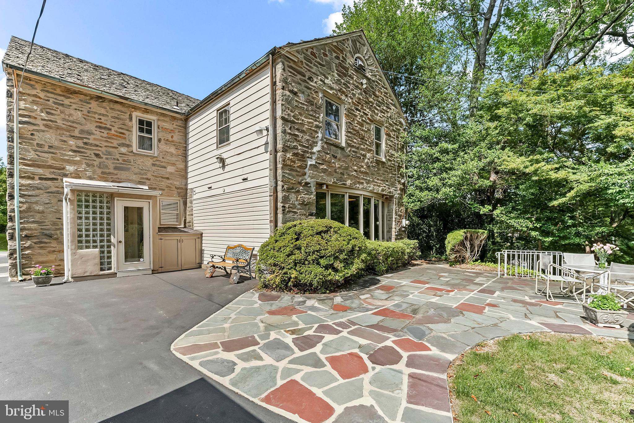 ELKINS PARK - Residential