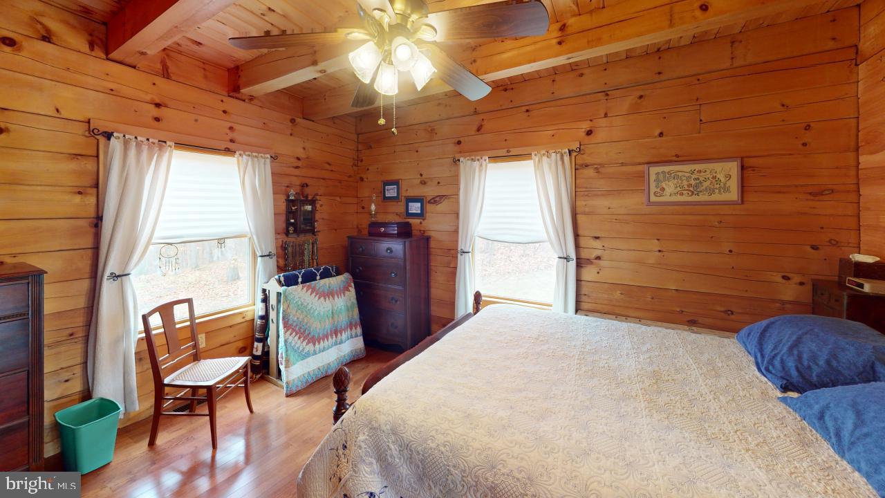 BLACKTHORN RIDGE ESTATES - Residential