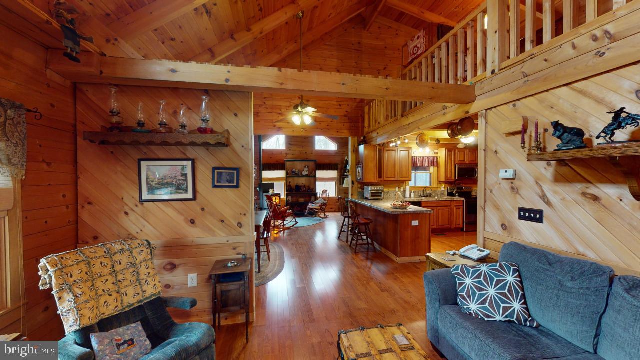 BLACKTHORN RIDGE ESTATES - Residential