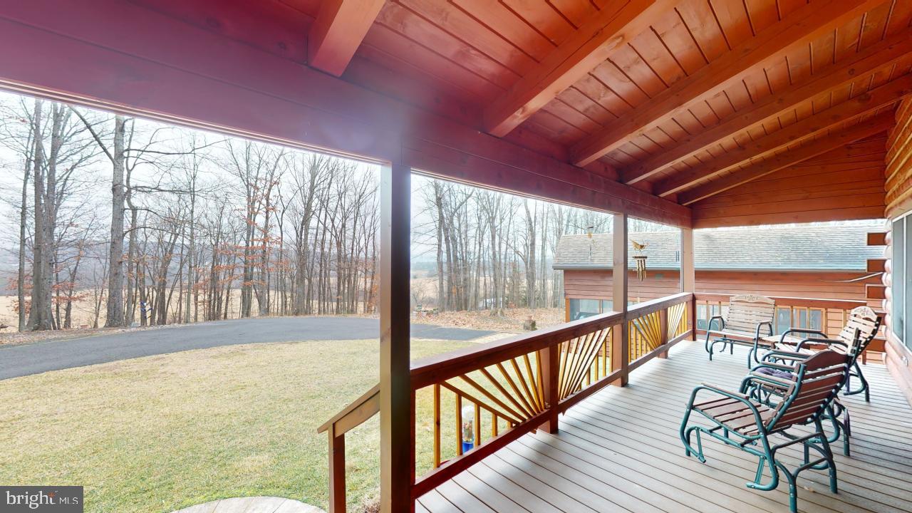 BLACKTHORN RIDGE ESTATES - Residential