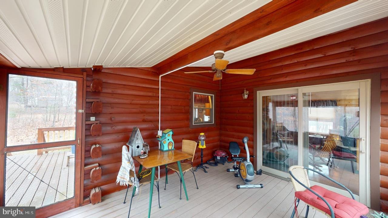 BLACKTHORN RIDGE ESTATES - Residential