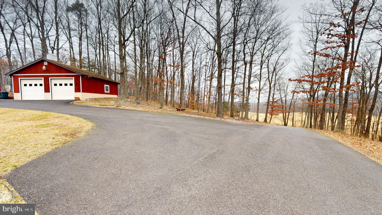 BLACKTHORN RIDGE ESTATES - Residential